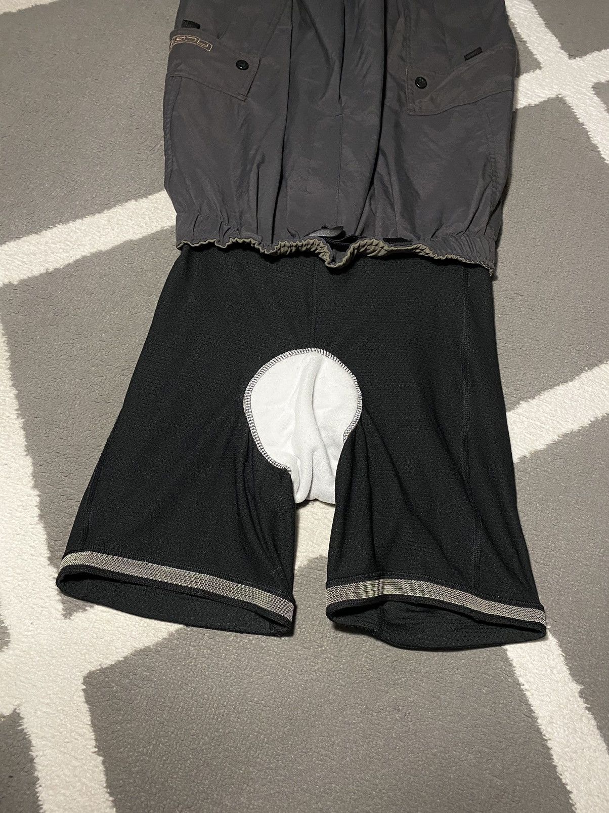 Nike Vintage Nike ACG Cargo Shorts with cycling pants Size US 32 / EU 48 - 7 Thumbnail