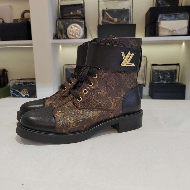 Louis Vuitton Louis Vuitton Classic Fashion Lace-Up Boots -2508 Size US 8 / IT 38 - 4 Thumbnail