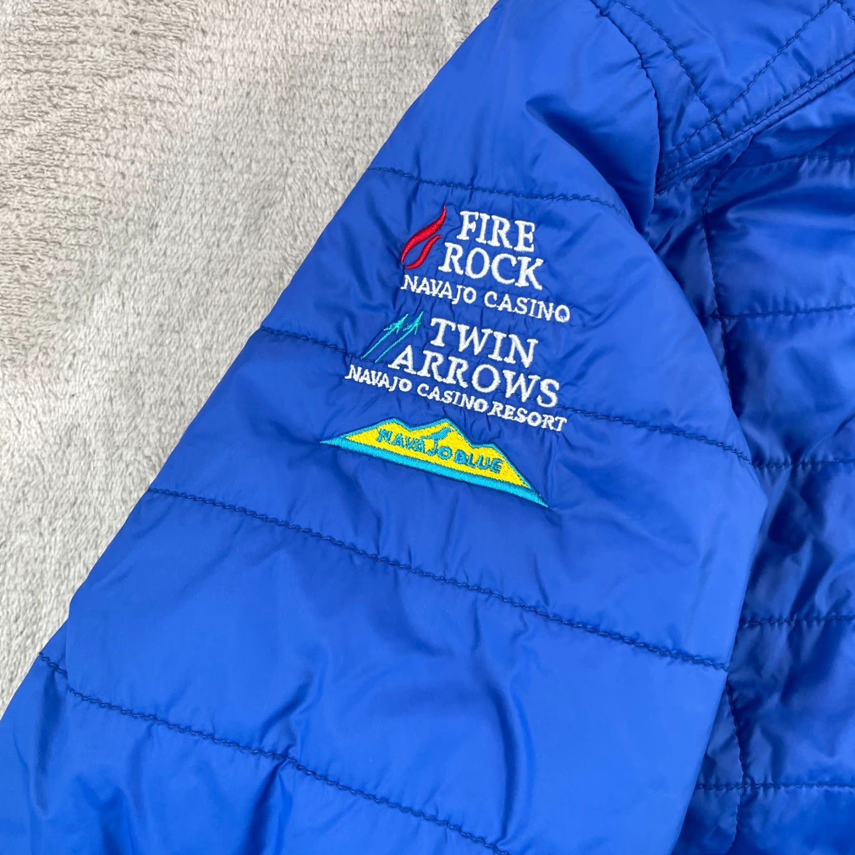 Cutter & Buck Cutter & Buck x Navajo Nation Gamin Casino Jacket Men 3XT Tall Blue WeatherTec Jacket Windbreaker Casual Travel Nebraska Football Logo #3XtTall? Size US XXL / EU 58 / 5 - 3 Thumbnail