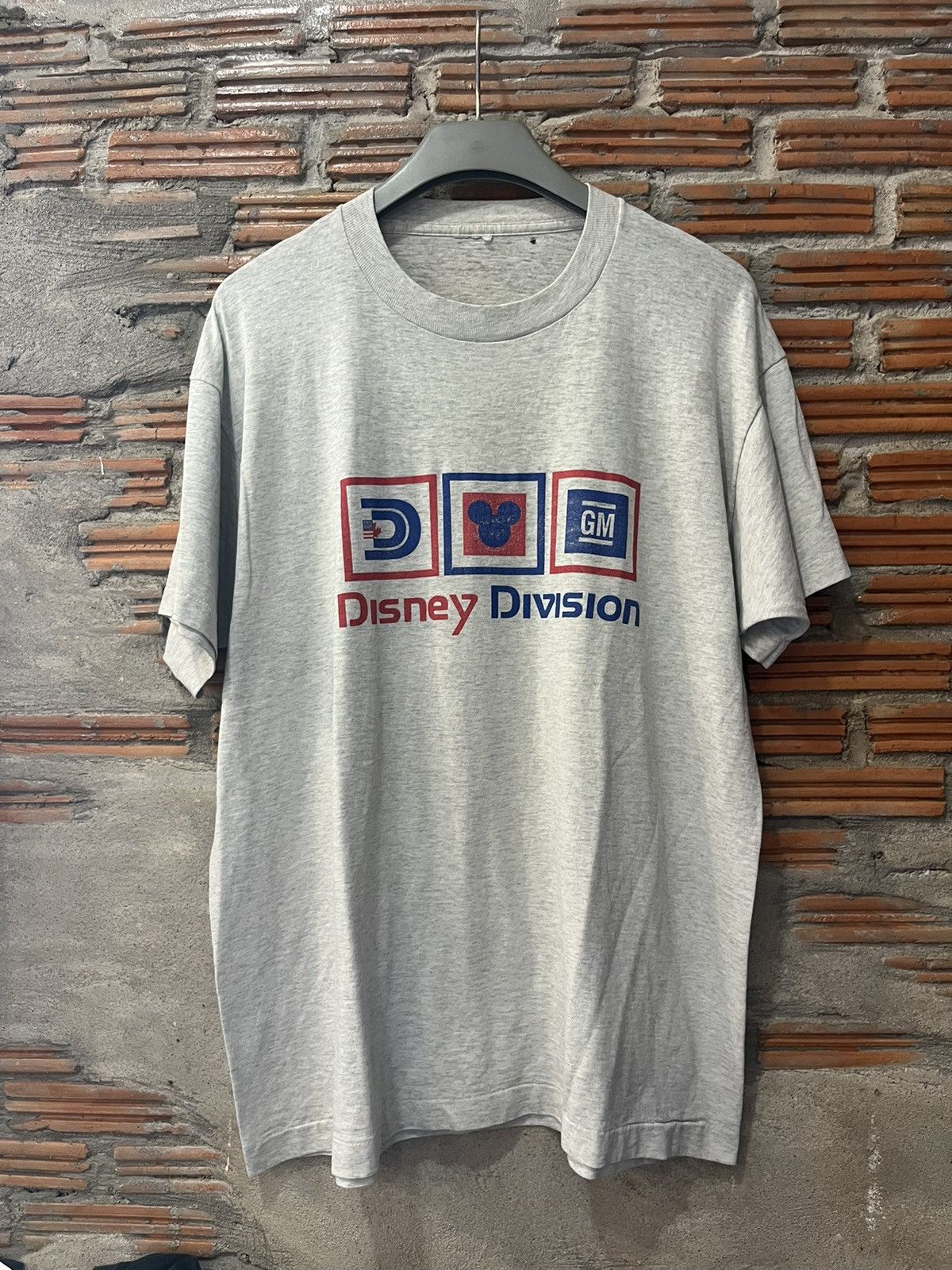 Disney Vtg 90s Disney Division Mickey Mouse GM General Tshirt Size US XL / EU 56 / 4 - 2 Thumbnail