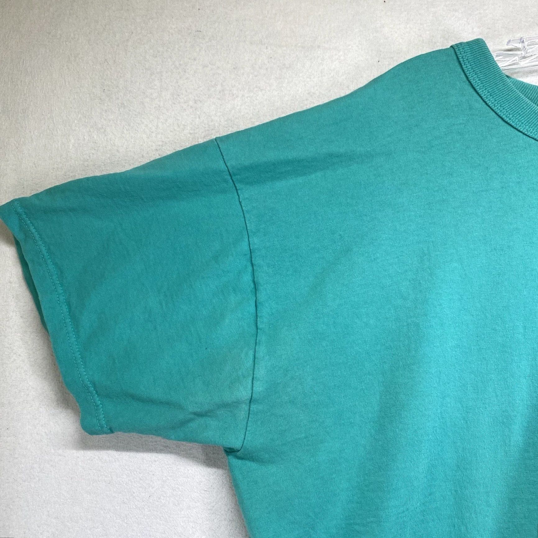 Russell Athletic VINTAGE Russell Athletic T-Shirt Large Teal Crew Neck 90s Men Size US L / EU 52-54 / 3 - 5 Thumbnail