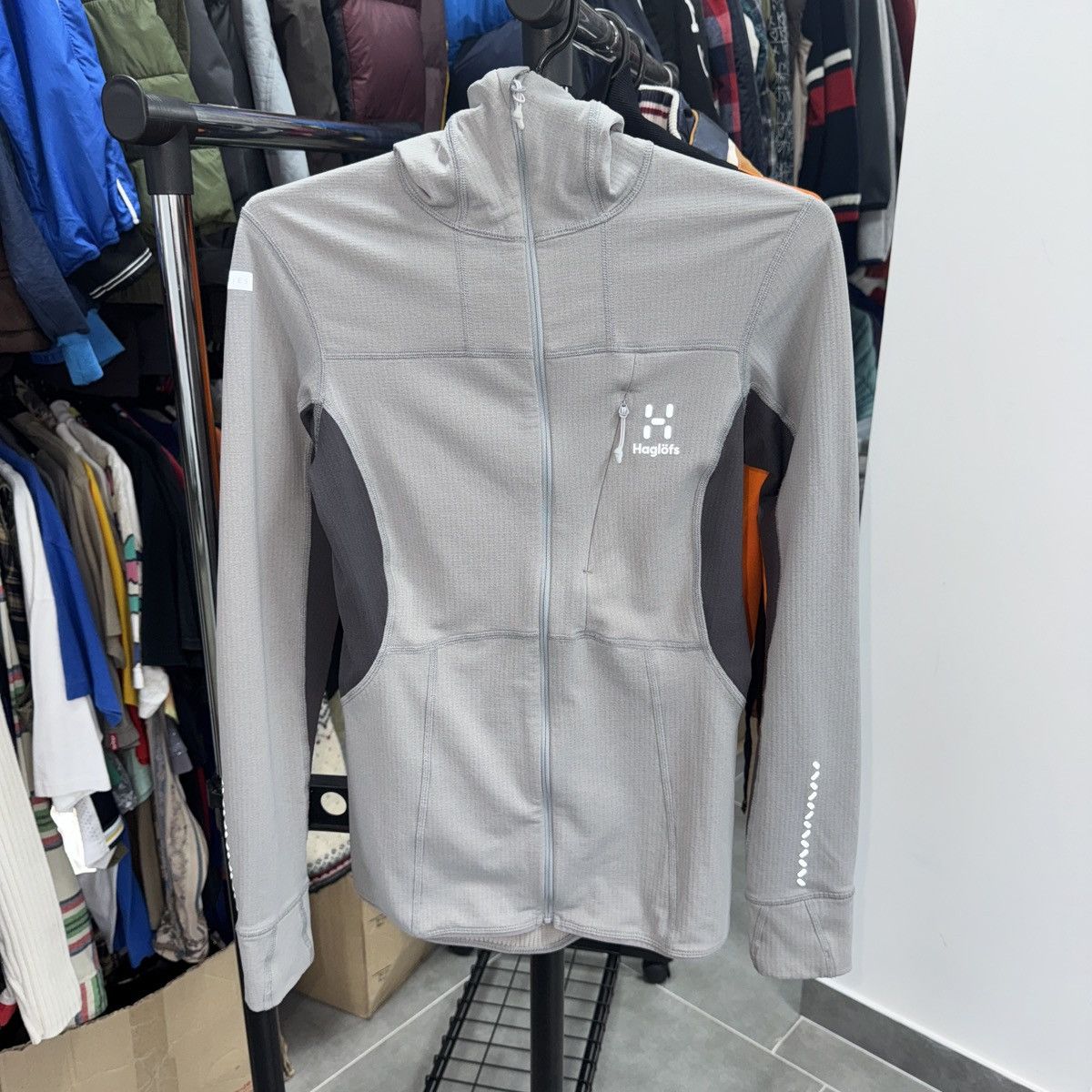 Haglofs Haglofs L.I.M. Mid Comp Lightweight Hoodie Women Size S Size S / US 4 / IT 40 - 2 Thumbnail