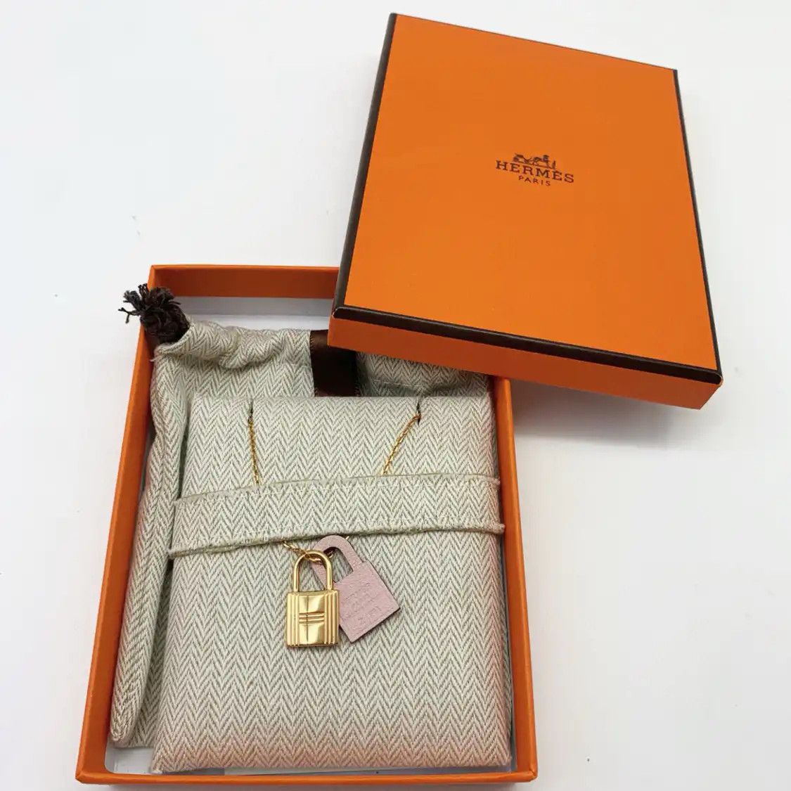 Hermes Hermes O' Kelly rose gold leather necklace Length 43 cm Size ONE SIZE - 1 Thumbnail