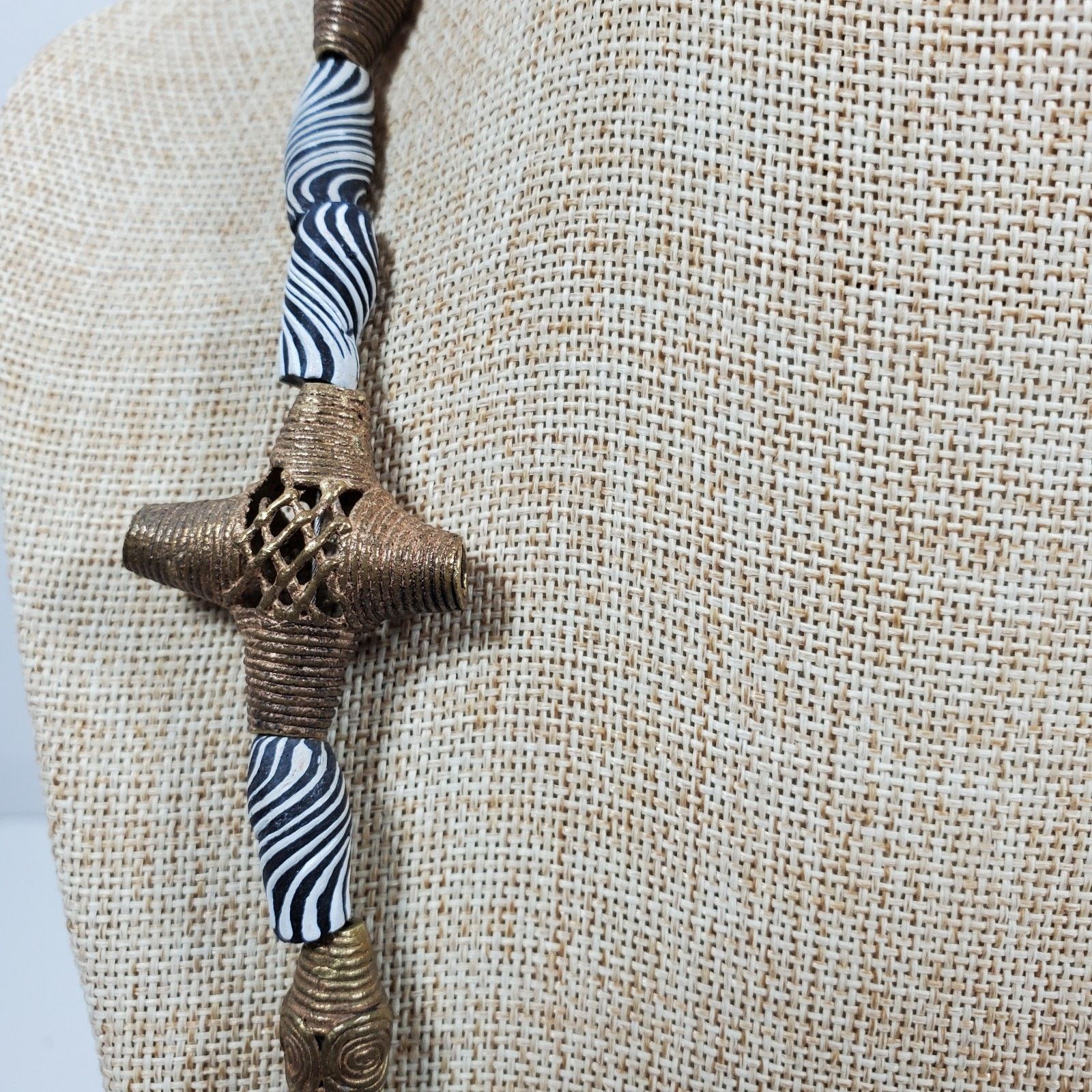 The Unbranded Brand Vintage Abstract Curvilinear Motif Necklace 26" Brass & Bead Size ONE SIZE - 7 Thumbnail