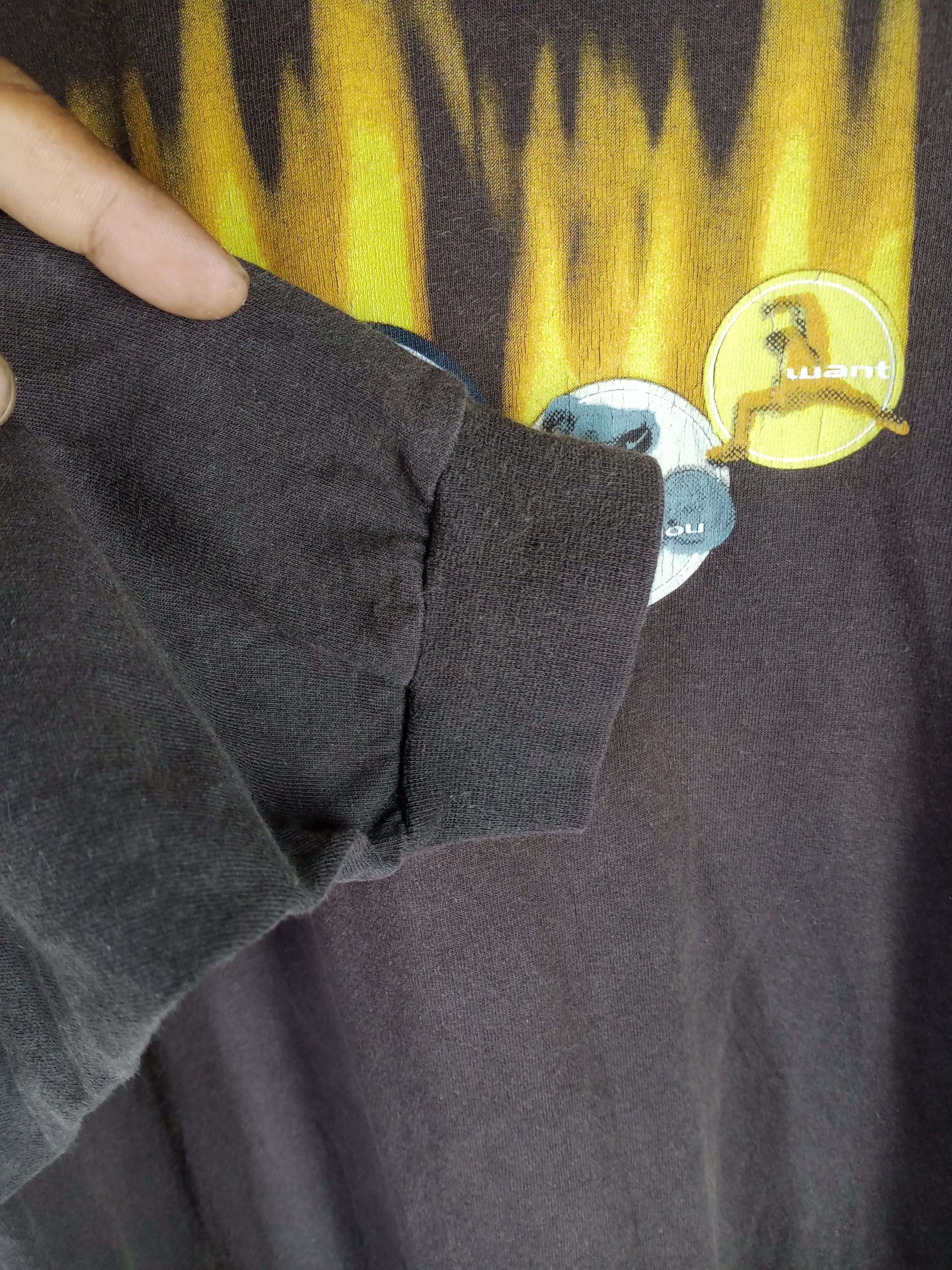 Nike Rare Vintage 90s Nike Just Do It Flame Long Sleeve Tshirt Size US L / EU 52-54 / 3 - 8 Thumbnail