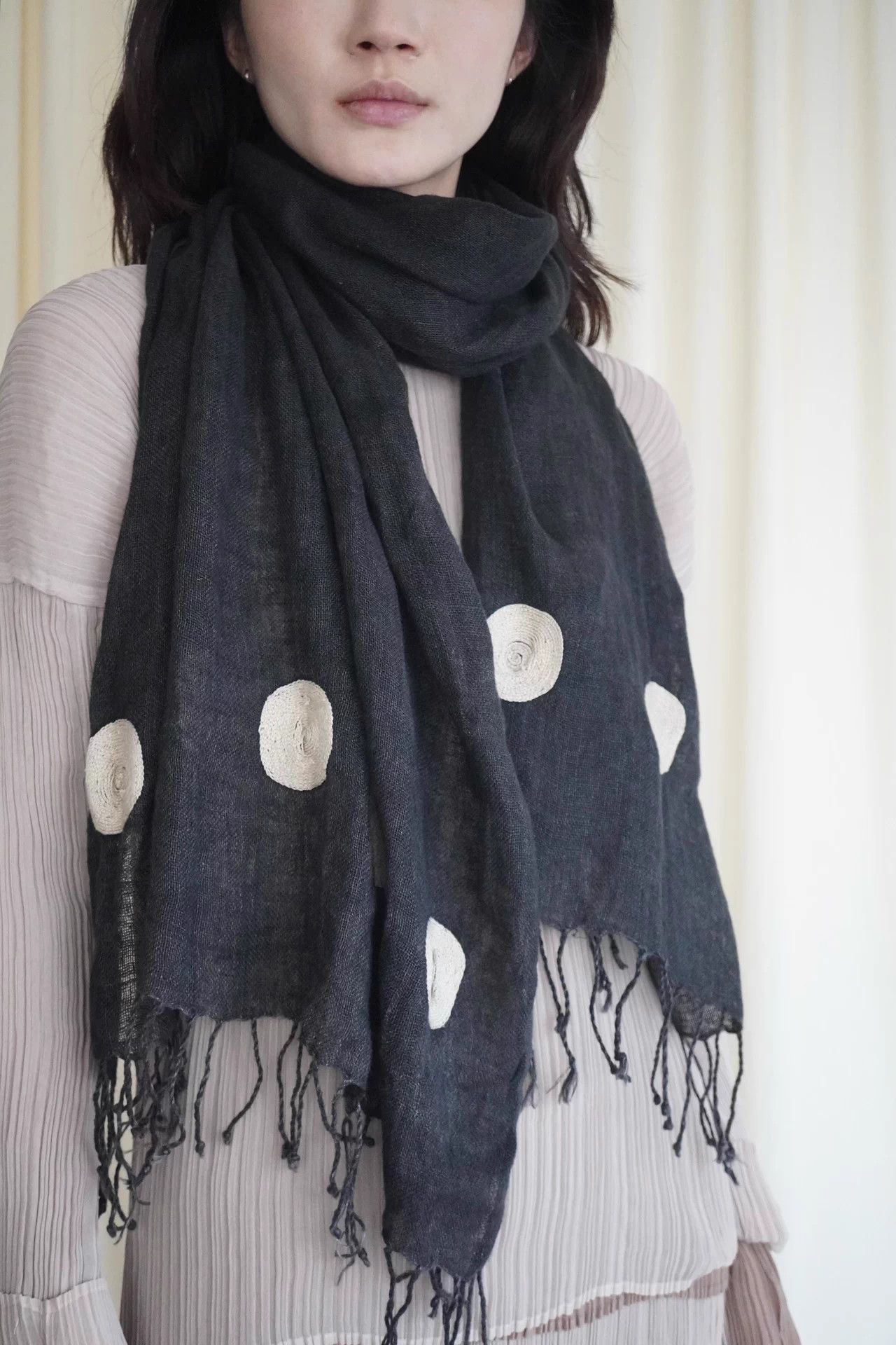 Yohji Yamamoto Yohji Yamamoto 90s Rare Linen Scarf w/ Cushion Dots Size ONE SIZE - 3 Thumbnail