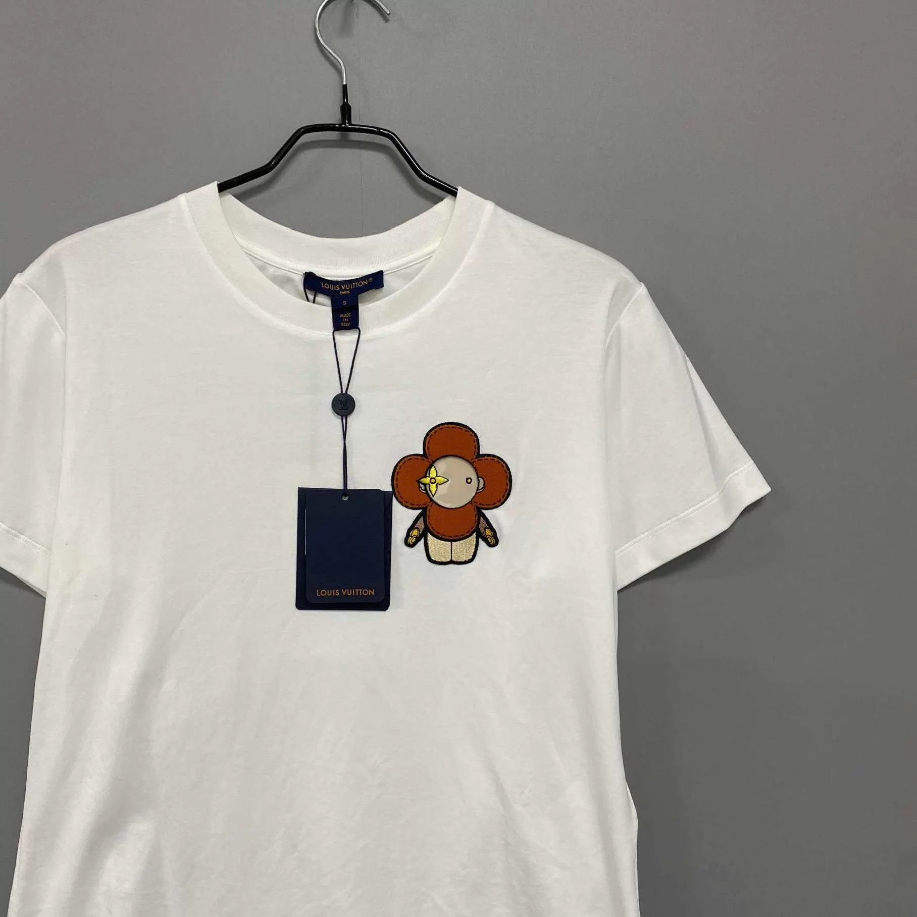 Louis Vuitton LV 26 Vivienne Embroidered Logo Short Tee S Size S / US 4 / IT 40 - 2 Thumbnail