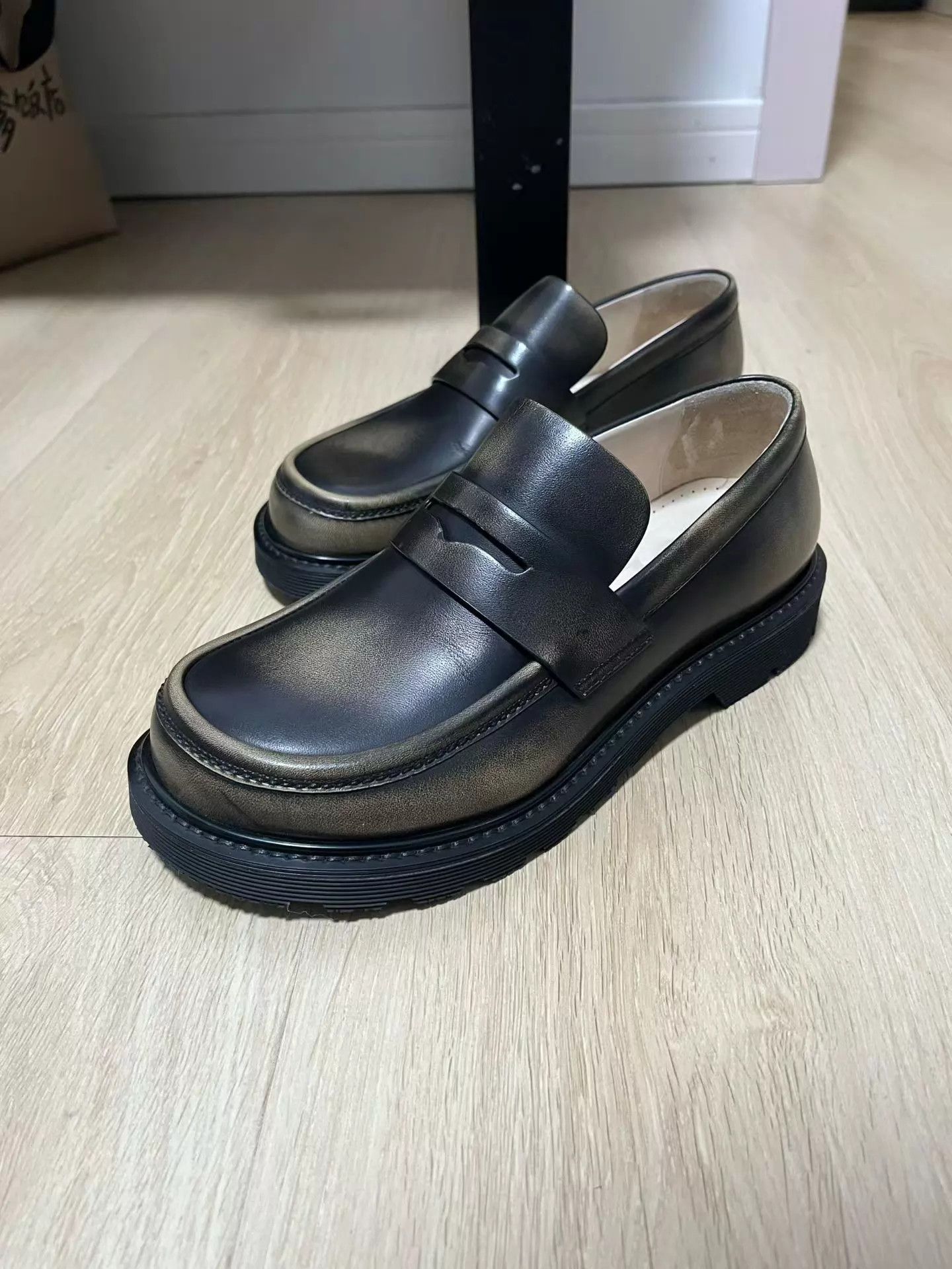 Loewe LOEWE Loafer EU 37 Worn Once Original Box & Accessories Size US 6.5 / IT 36.5 - 1 Thumbnail