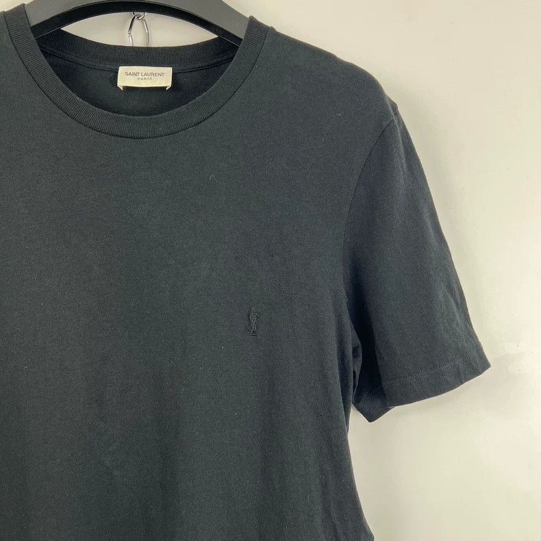 Saint Laurent Paris Saint Laurent ParisBlack small logo embroidered short slee Size US M / EU 48-50 / 2 - 5 Thumbnail