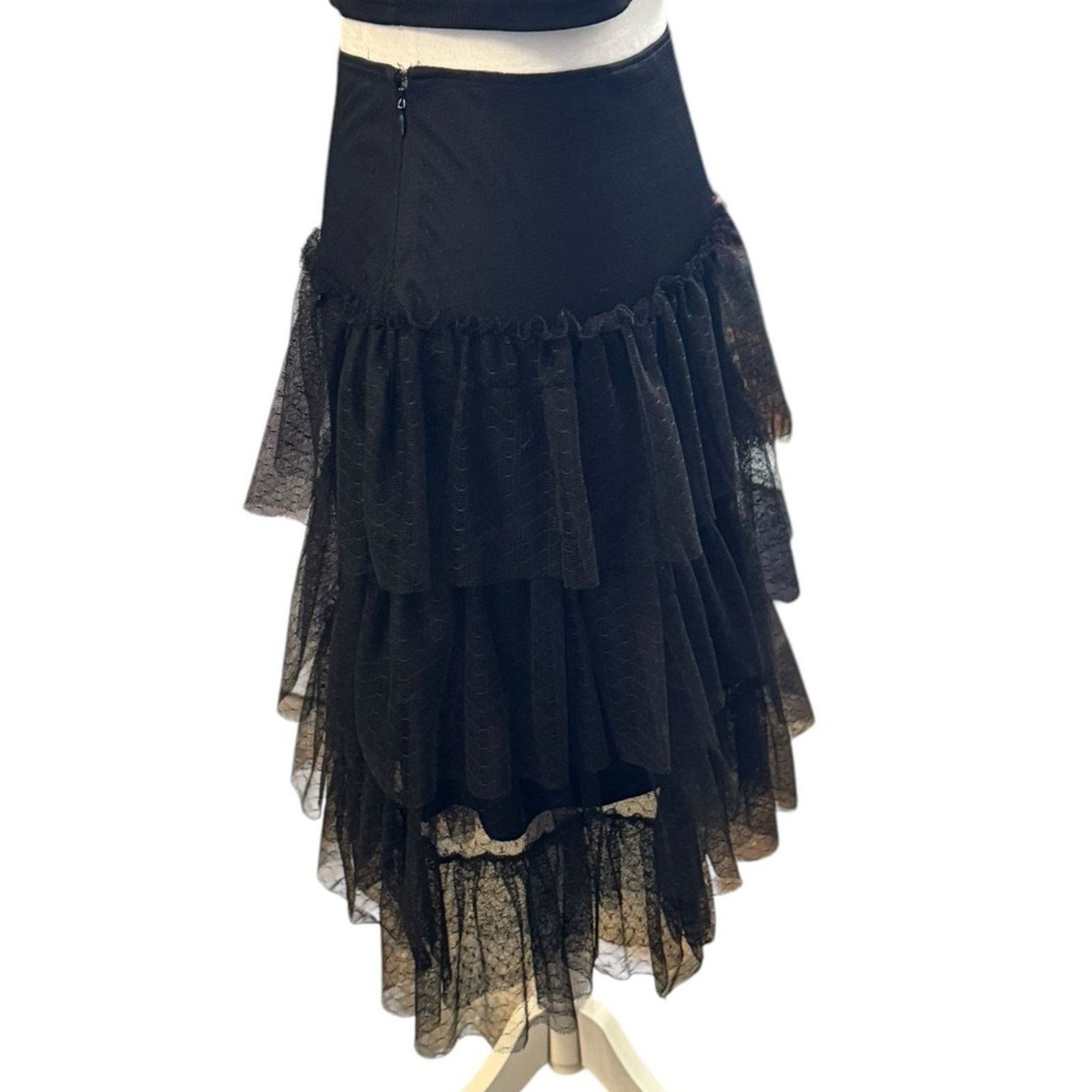 Betsey Johnson Betsey Johnson 90s Y2K Whimsy Goth Dot Net Skirt Size S Size 28" / US 6 / IT 42 - 2 Thumbnail