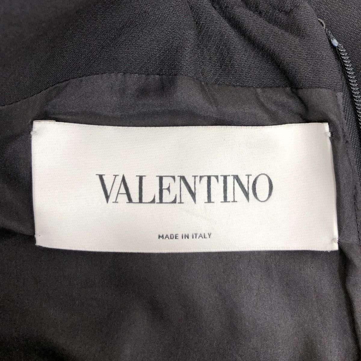 Valentino Valentino Black Wool Crew Neck Short Sleeve Dress K26WX Size M / US 6-8 / IT 42-44 - 6 Thumbnail
