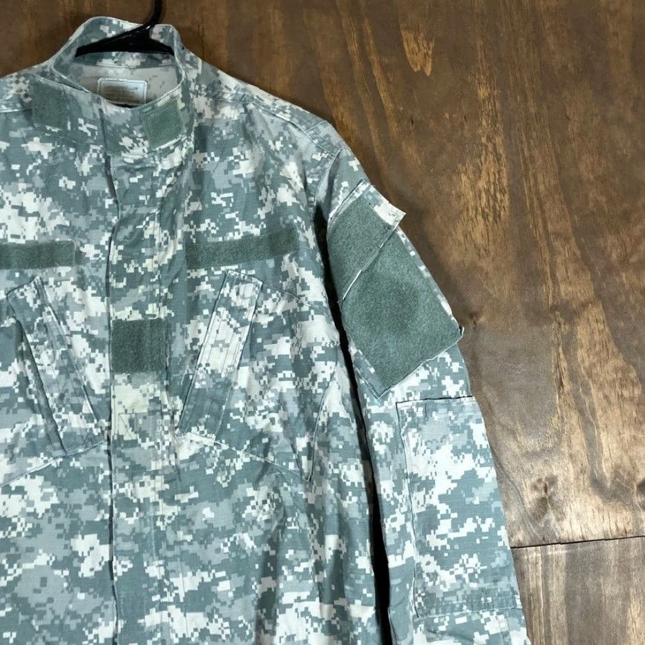 Vintage Military Army Combat Mens Coat Green Camouflage Uniform Digicam Medium Regular Jacket Mens Camouflage Army Green Digicam M Size US M / EU 48-50 / 2 - 5 Thumbnail