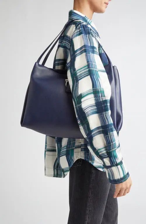 Salvatore Ferragamo o1s1rm0526 Size : OS / Shoulder Bag in Blue Size ONE SIZE - 3 Thumbnail