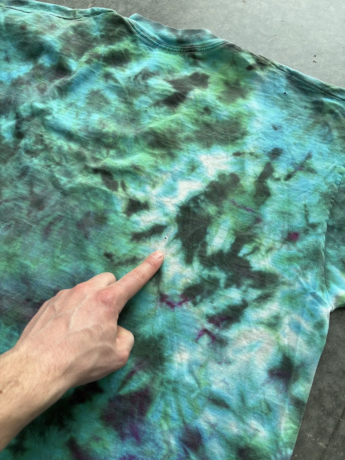 Vintage Vintage 90s Living in Skin Tie Dye Celtic Graphic Tee Size US XL / EU 56 / 4 - 12 Thumbnail