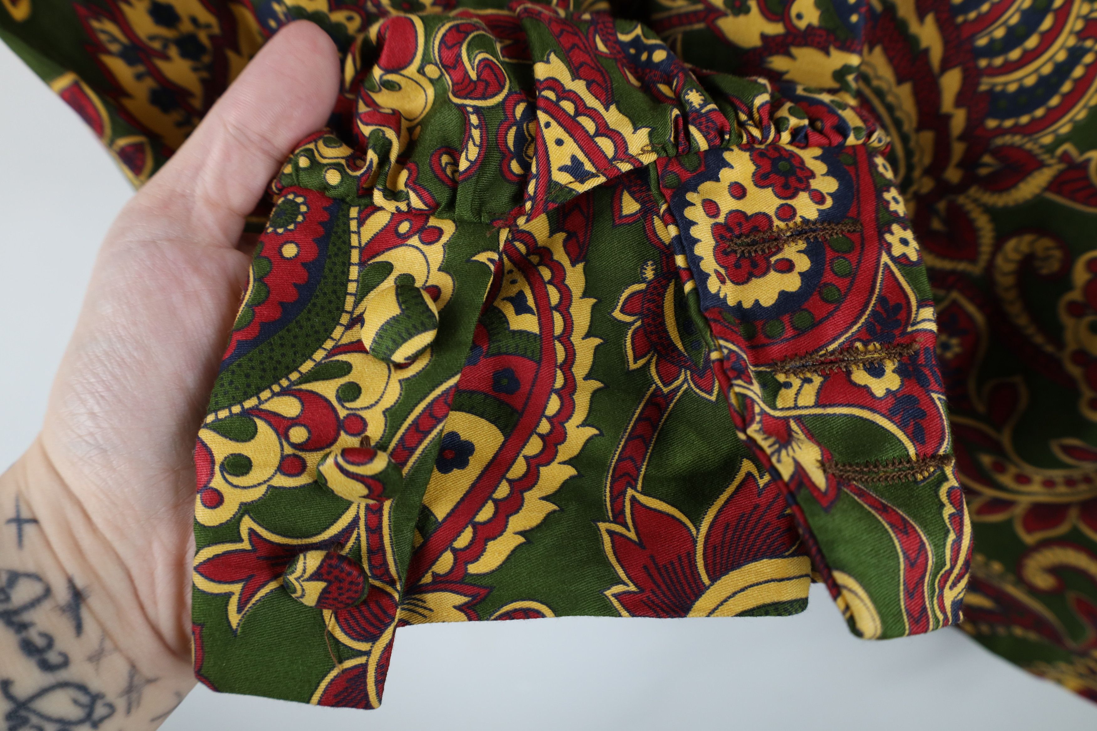 Vintage Vintage 40s Streetwear Paisley Dagger Collar Polo Shirt USA Size US XL / EU 56 / 4 - 6 Thumbnail