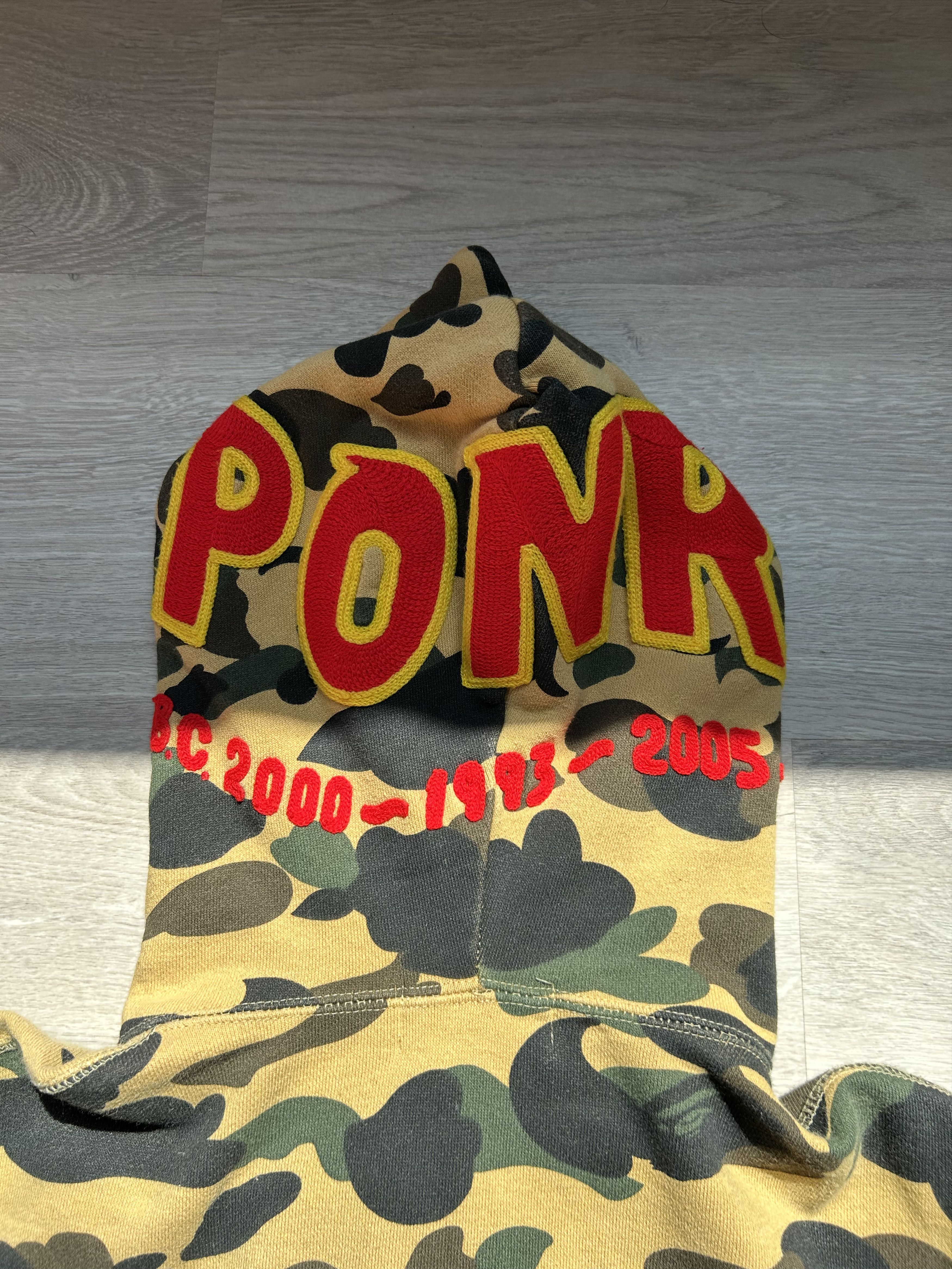 Bape Bape 1st Camo Shark Full Zip Hoodie [Size S] Size US S / EU 44-46 / 1 - 11 Thumbnail