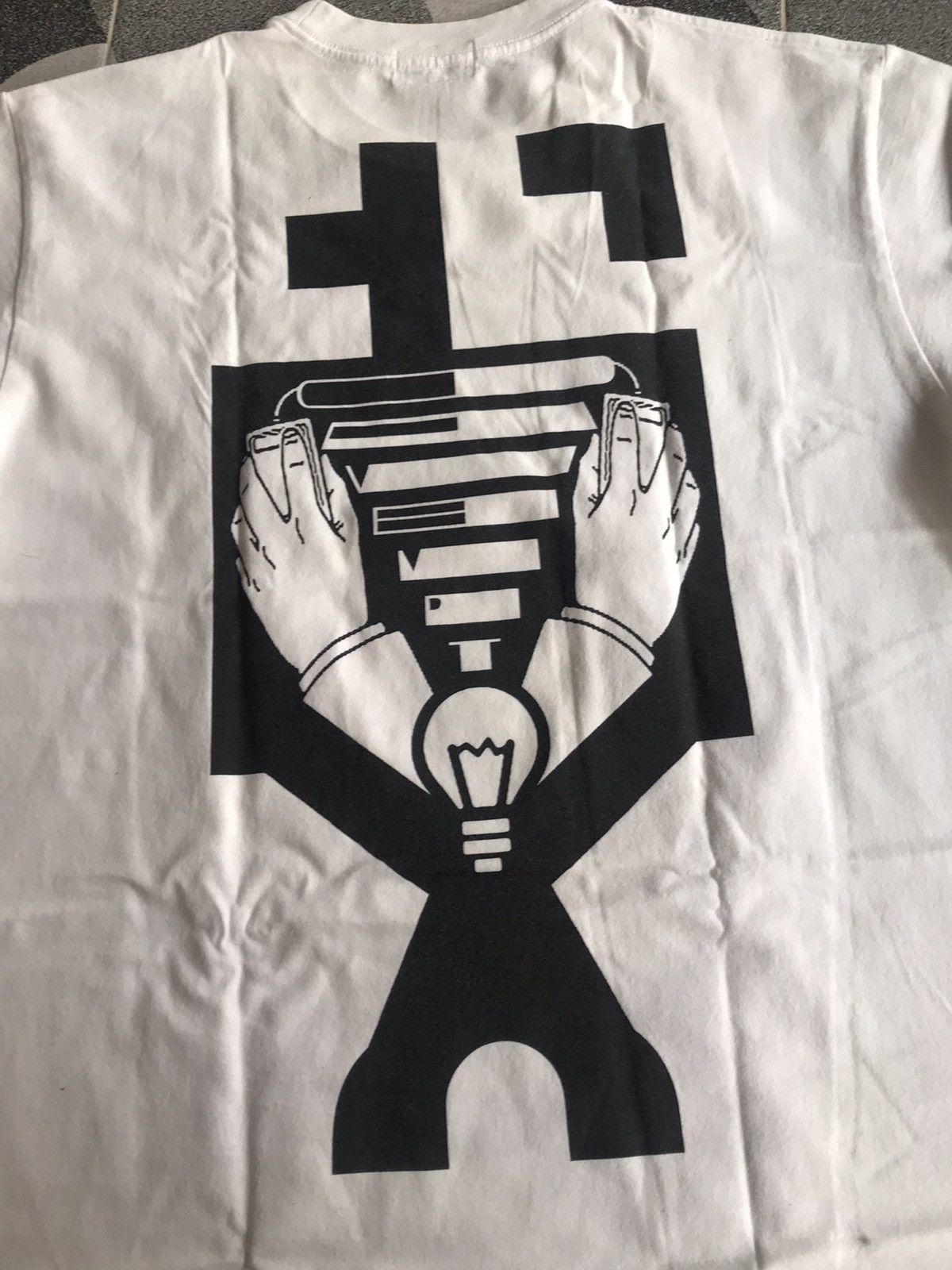 Cav Empt × Japanese Brand Cav Empt MD Theapparatus Tee Size US L / EU 52-54 / 3 - 4 Thumbnail