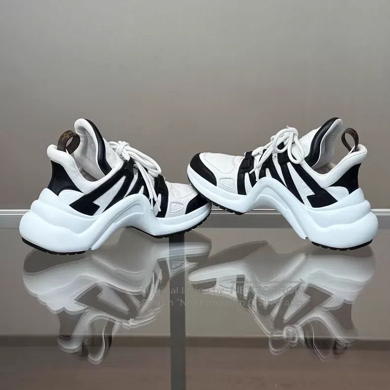Louis Vuitton Louis Vuitton Archlight Black and White Embossed Arch Brid Size US 7 / IT 37 - 6 Thumbnail