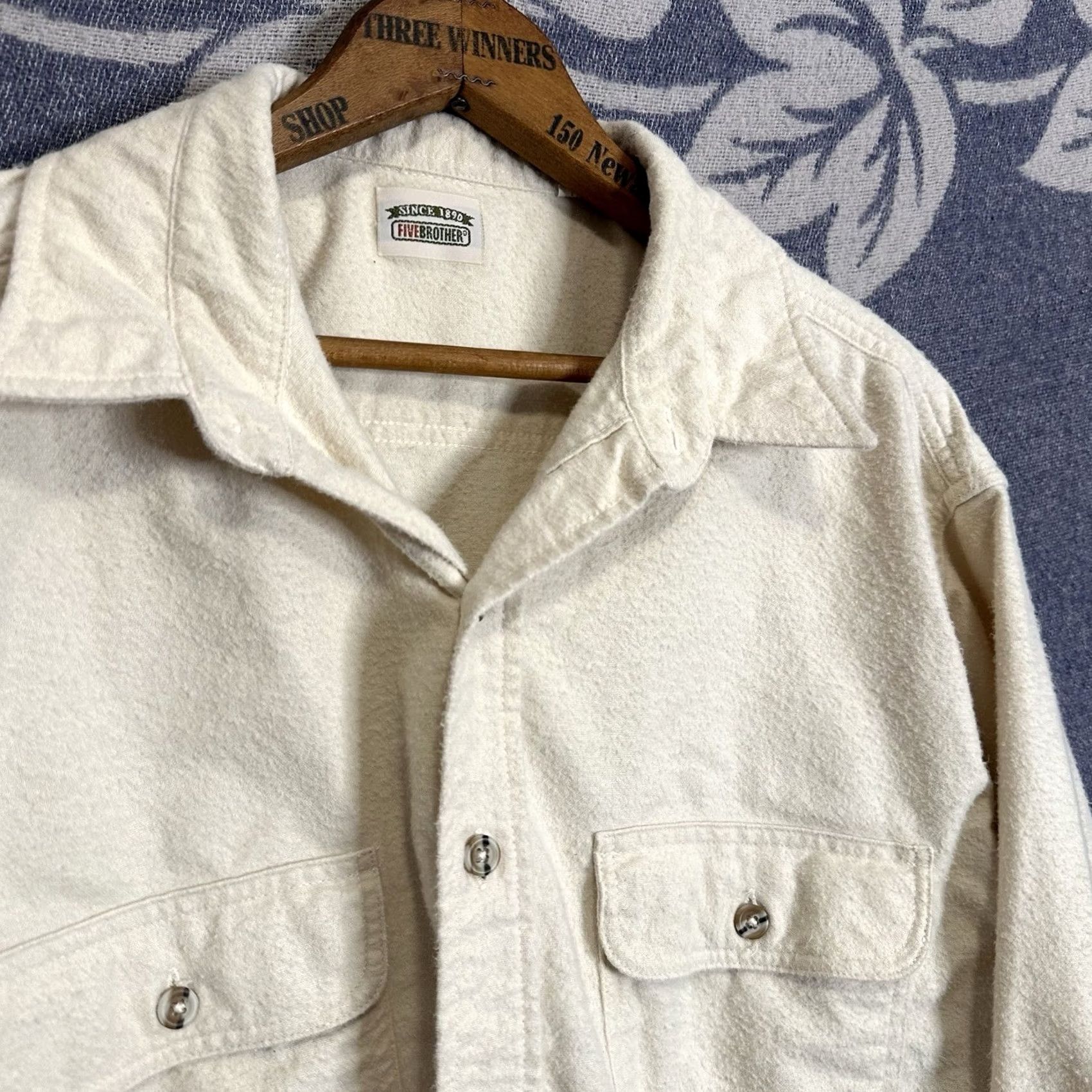 Vintage VINTAGE Five Brothers Shirt Long Sleeve Men Beige XL Chamois Flannel Button-Up Pocketed Heavyweight Size US XL / EU 56 / 4 - 2 Thumbnail