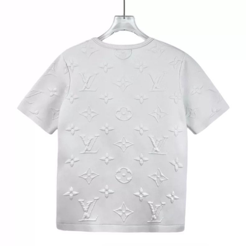 Louis Vuitton Louis Vuitton Embossed Logo White Cotton T -2505 Size XS / US 0-2 / IT 36-38 - 2 Thumbnail
