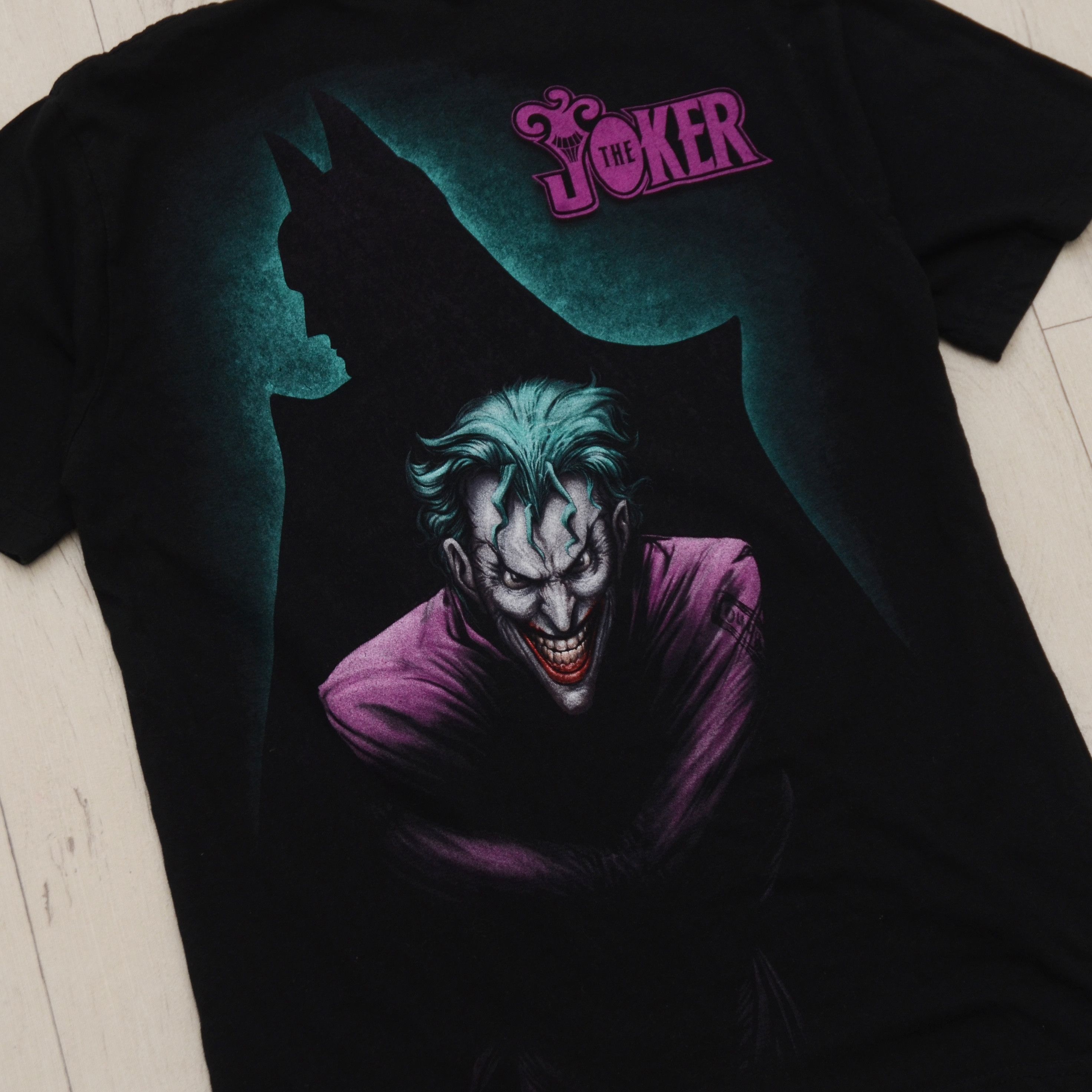 DC Comics × Marvel Comics Chronic Images Joker & Robin Mega Print Graphic T-shirt Size US S / EU 44-46 / 1 - 8 Thumbnail