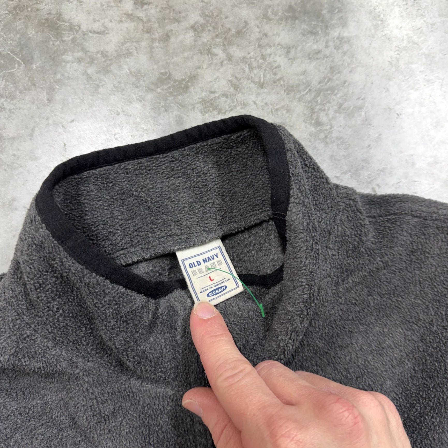 Old Navy Old Navy Sweatshirt Mens Large Gray Fleece 1/4 Zip Mock Neck Pullover Logo Shirt Mens Large Gray Graphic Print 1/4 Zip Zip Front Sweatshirt Size US L / EU 52-54 / 3 - 4 Thumbnail