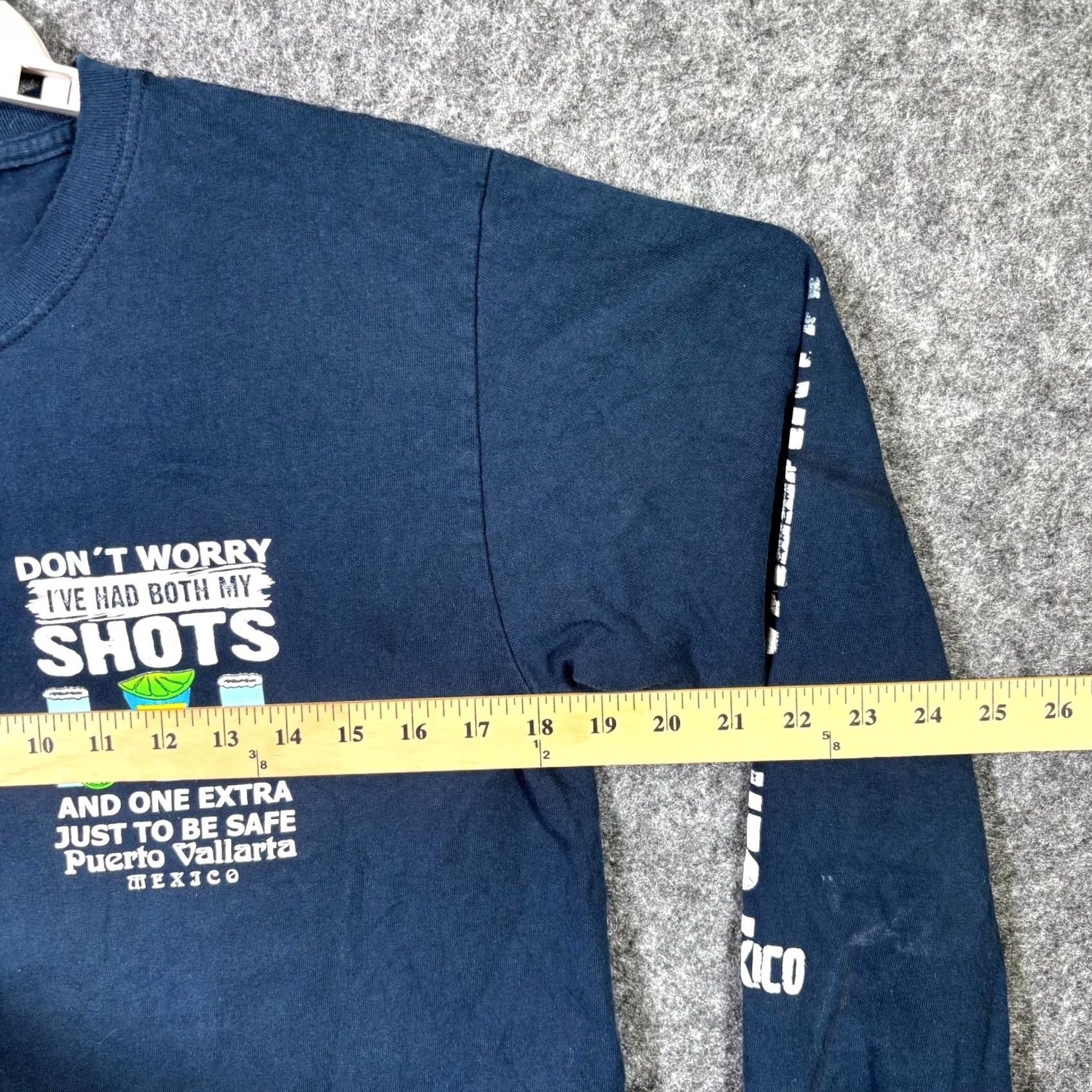 Vintage Yazbek Mens T-Shirt Blue Graphic Print Heavyweight Long Sleeve Crew Neck Medium, Logo Accent, Streetwear Size US M / EU 48-50 / 2 - 3 Thumbnail