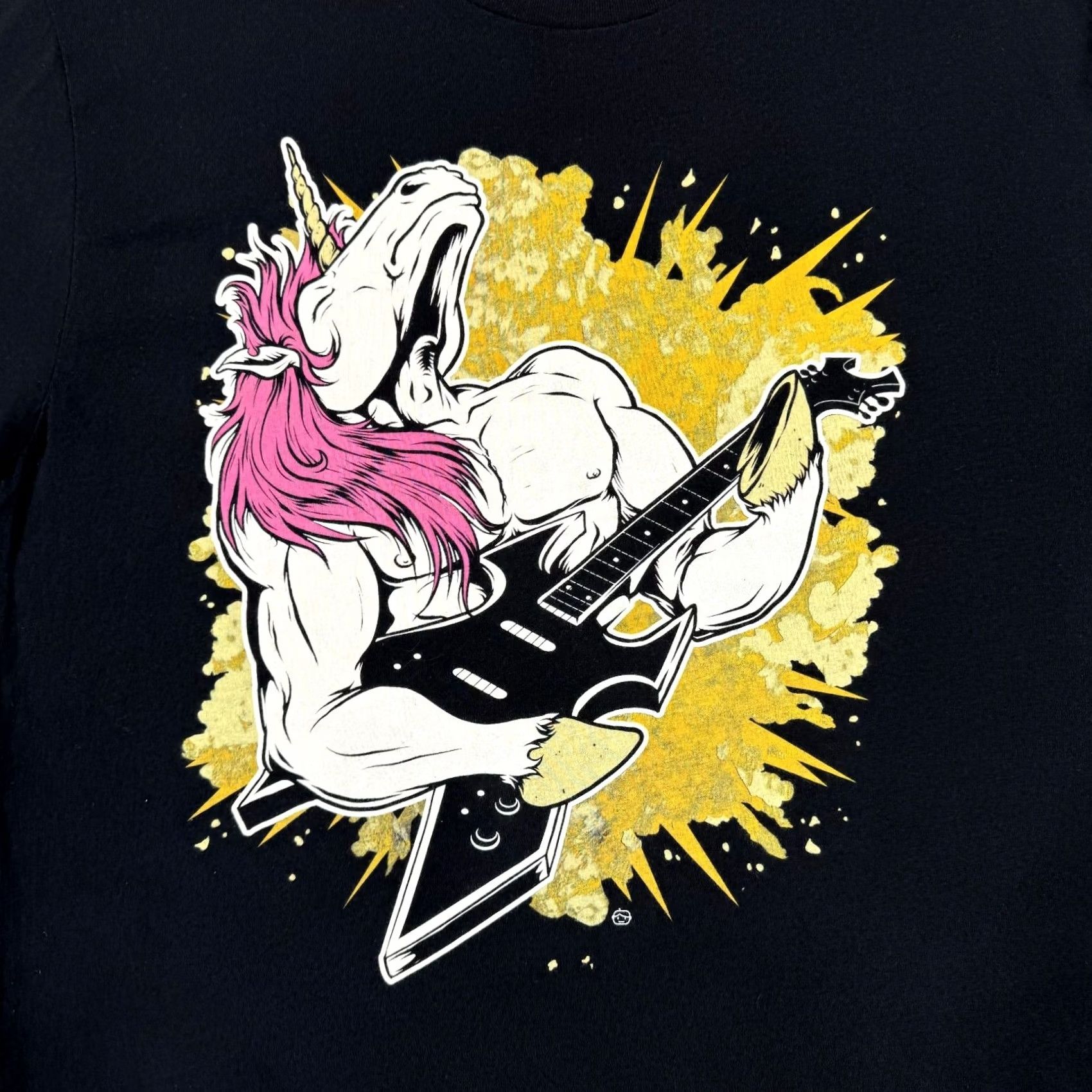 Logo 7 Goodie Two Sleeves T-Shirt Mens L Black Short Sleeve Unicorn Logo Size US L / EU 52-54 / 3 - 2 Thumbnail