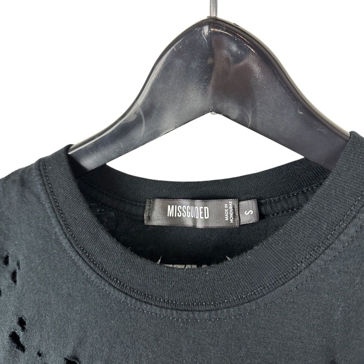 Band Tees Women’s Y2K Misguided Metallica Distressed Shirt Size S / US 4 / IT 40 - 6 Thumbnail