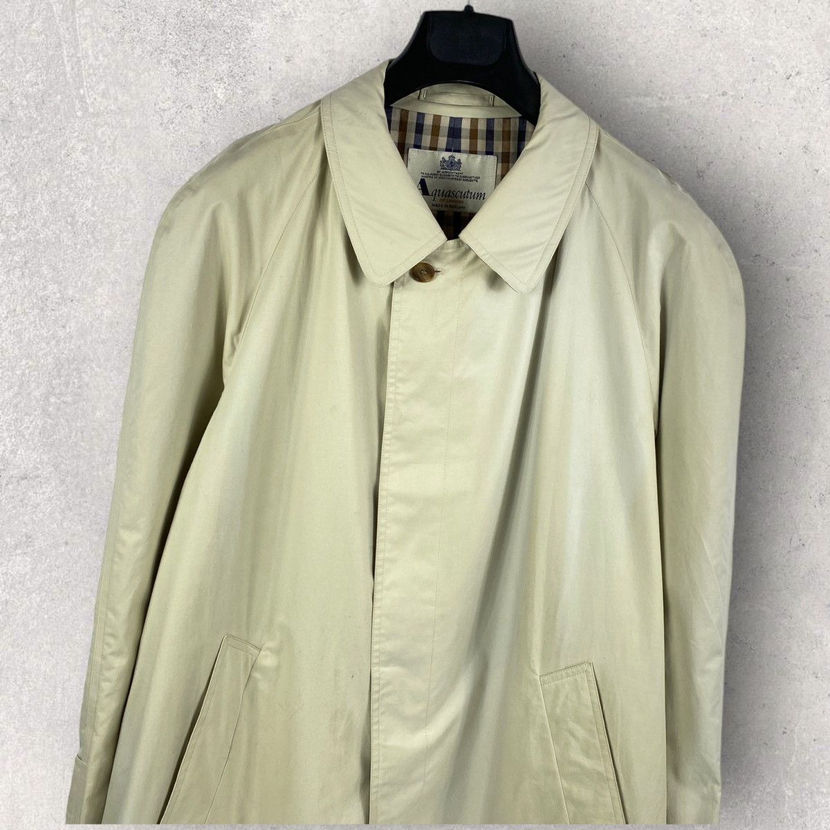 Aquascutum × Vintage vintage Aquascutum London Harrods Tan Trench Over Coat Size L / US 10 / IT 46 - 4 Thumbnail