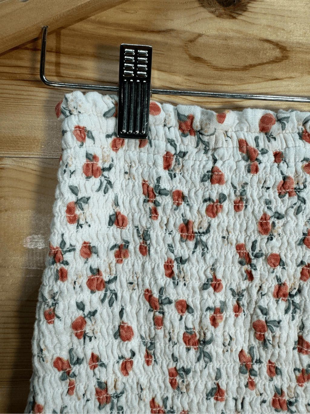 Abercrombie & Fitch Abercrombie & Fitch Women's Small White Floral Peach Skirt Size 28" / US 6 / IT 42 - 3 Thumbnail