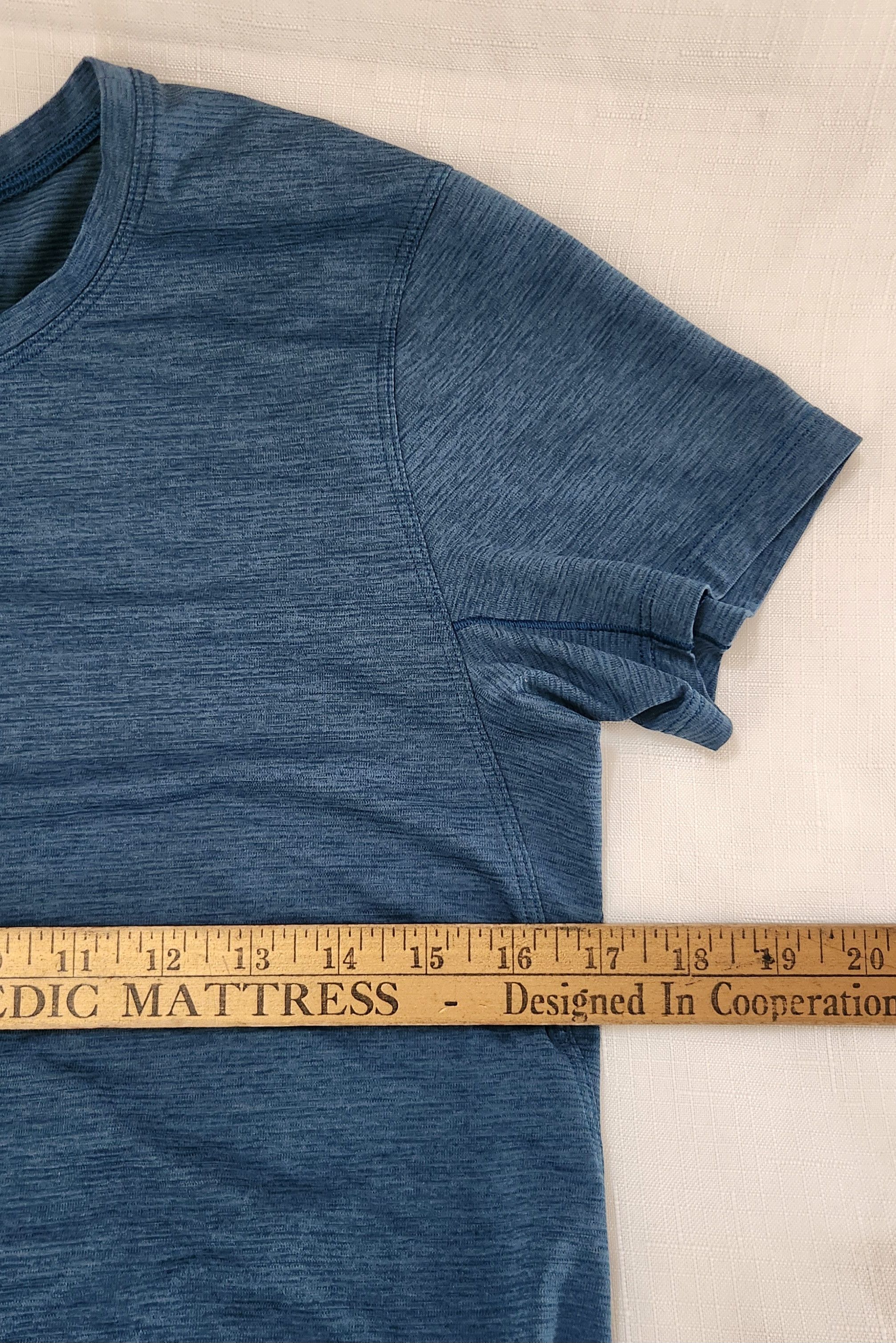 Arc'teryx ARC'TERYX TAEMA BLUE CREW NECK SHORT SLEEVE Size S / US 4 / IT 40 - 3 Thumbnail
