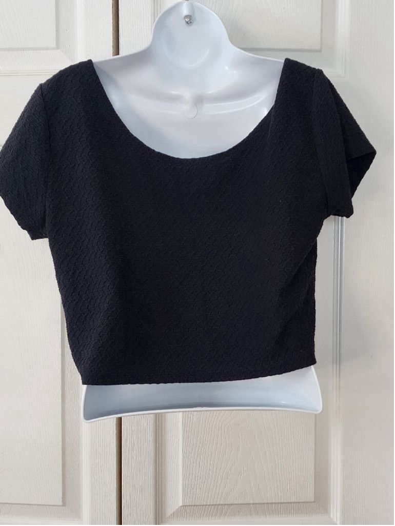 Joe Boxer Joe Boxer Black Cropped T-Shirt Size XL / US 12-14 / IT 48-50 - 2 Thumbnail