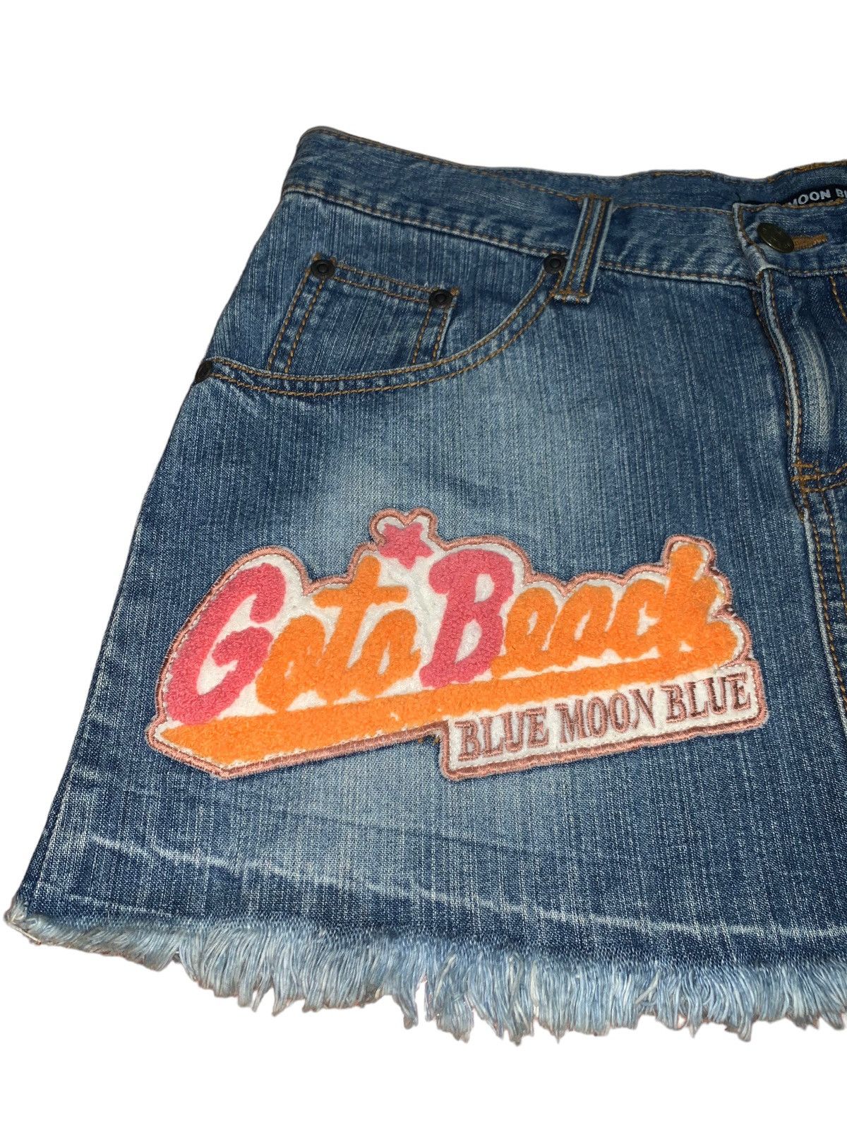 If Six Was Nine × Japanese Brand × Le Grande Bleu (L.G.B.) Vintage Blue moon blue patches denim mini skirt Size 30" / US 8 / IT 44 - 3 Thumbnail
