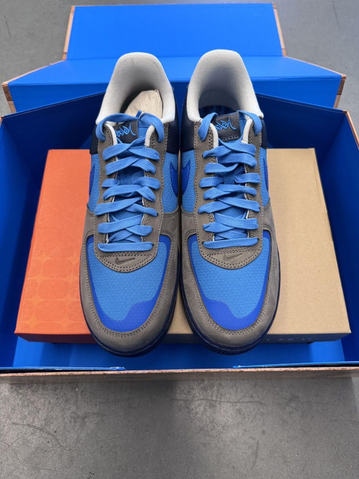 Nike 2024 Special Box Set Nike Air Max 95 + Air Force 1 Signed Size US 9.5 / EU 42-43 - 17 Thumbnail