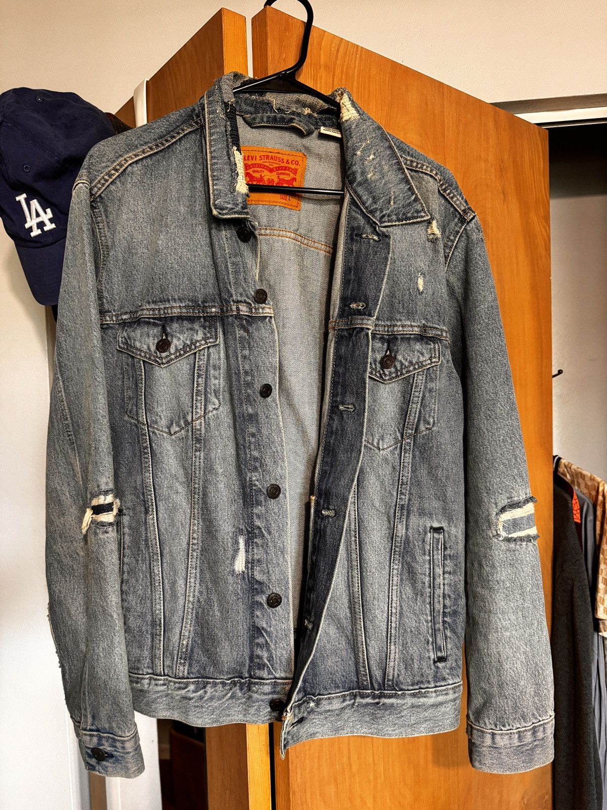 Levi's Vintage Jean jacket Size US L / EU 52-54 / 3 - 1 Thumbnail
