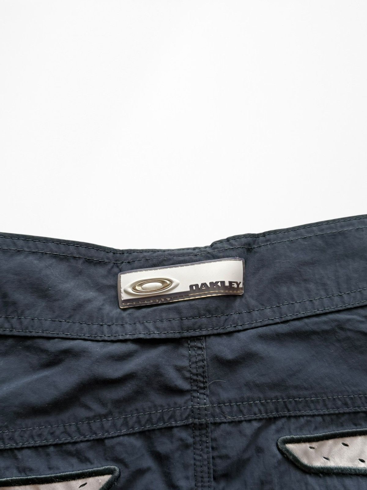 Oakley Oakley Software Vintage logo nylon shorts y2k Size US 32 / EU 48 - 7 Thumbnail