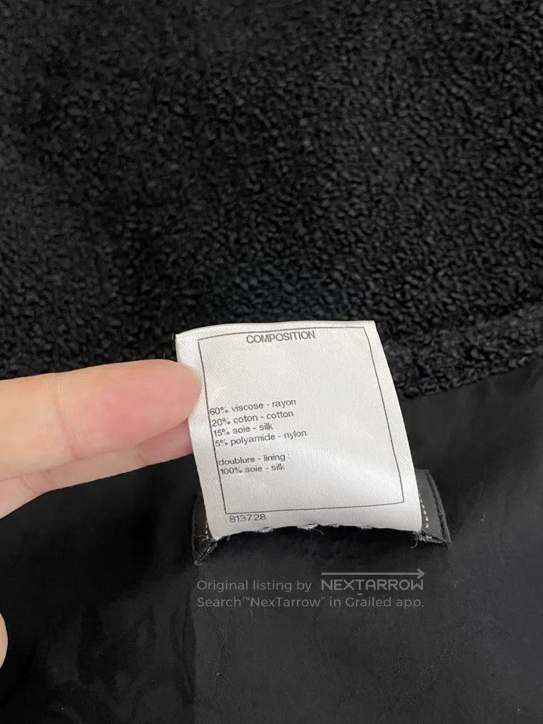 Chanel Chanel Black V-neck short sleeves Size XS / US 0-2 / IT 36-38 - 6 Thumbnail