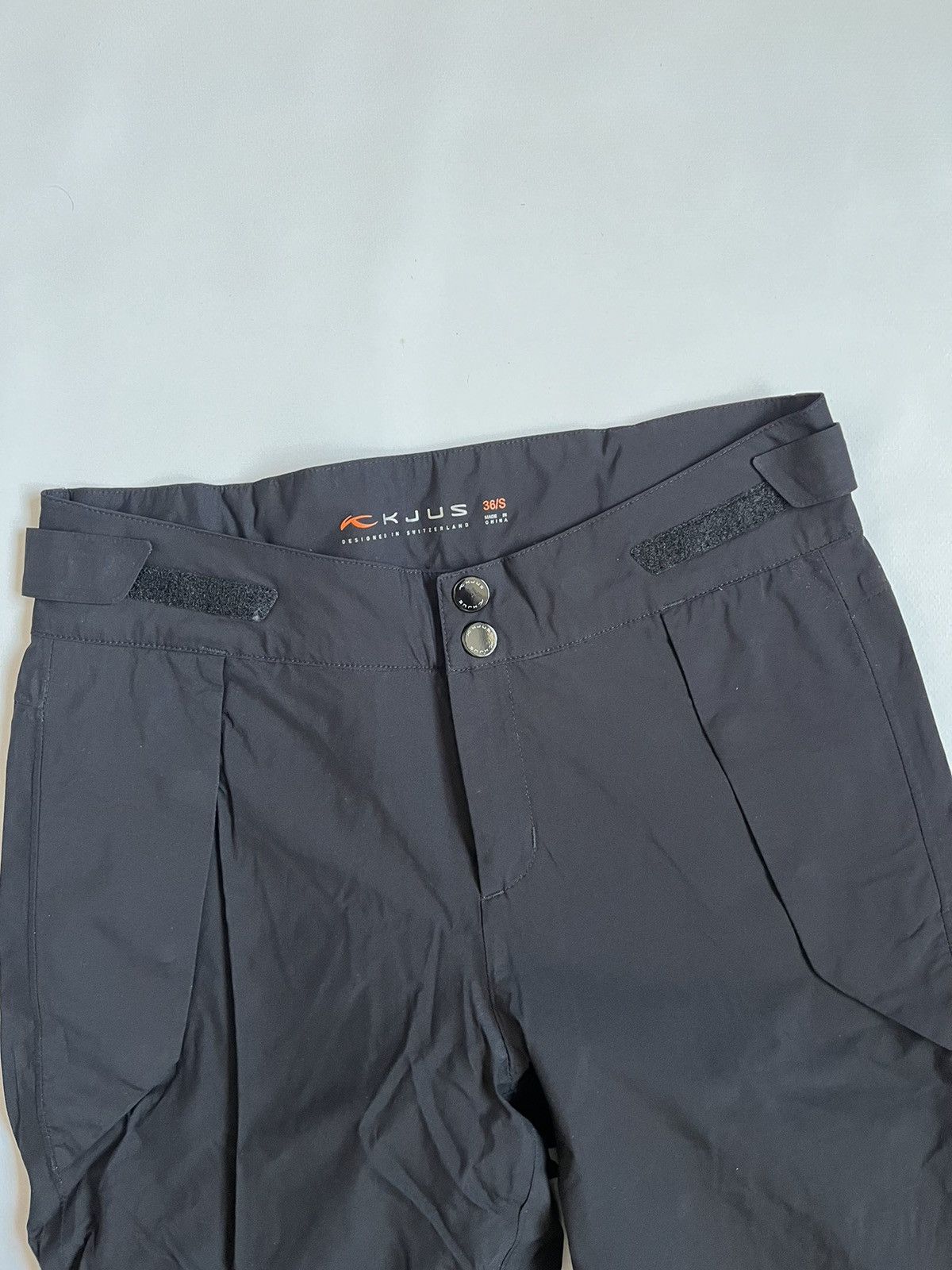 KJUS KJUS Women Black Warterproof Polyester Gorpcore Trousers Size 25" / US 0 / IT 36 - 2 Thumbnail