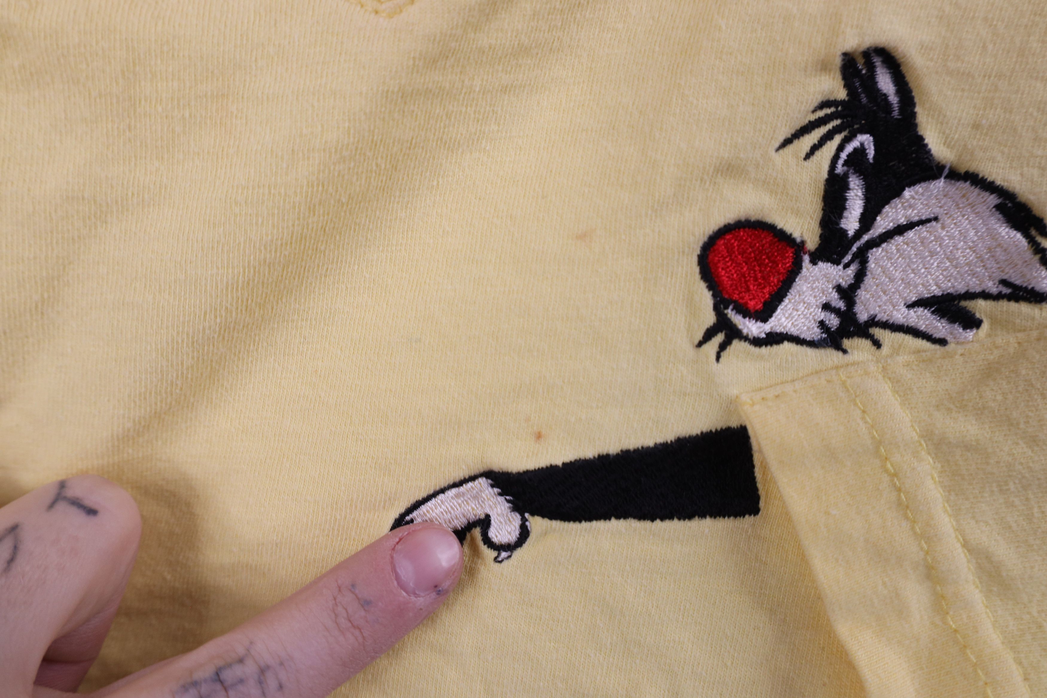 Vintage Vintage Y2K 2001 Looney Tunes Sylvester Tweety Bird T-Shirt Size 3XL / US 20-22 - 5 Thumbnail
