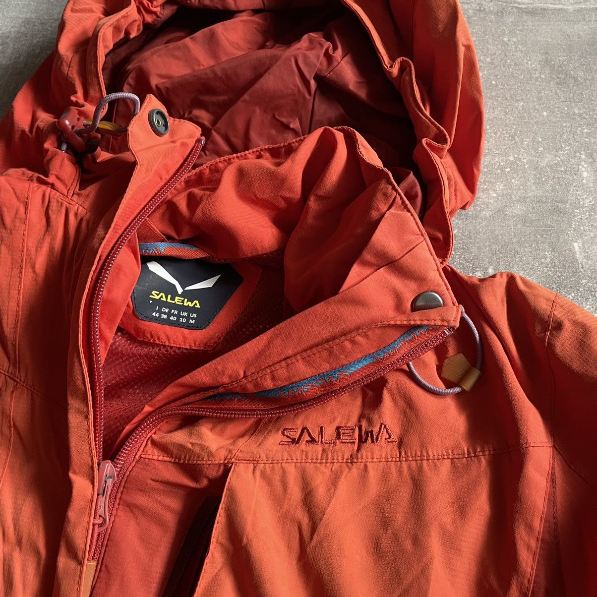 SALEWA Sun distressed Gore Tex Salewa Waterproof Jacket power arct Size US M / EU 48-50 / 2 - 2 Thumbnail
