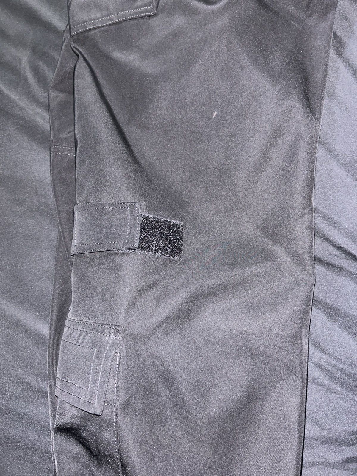 1017 ALYX 9SM 1017 ALYX 9SM Black Hardware Cargo Pants Size US 32 / EU 48 - 5 Thumbnail
