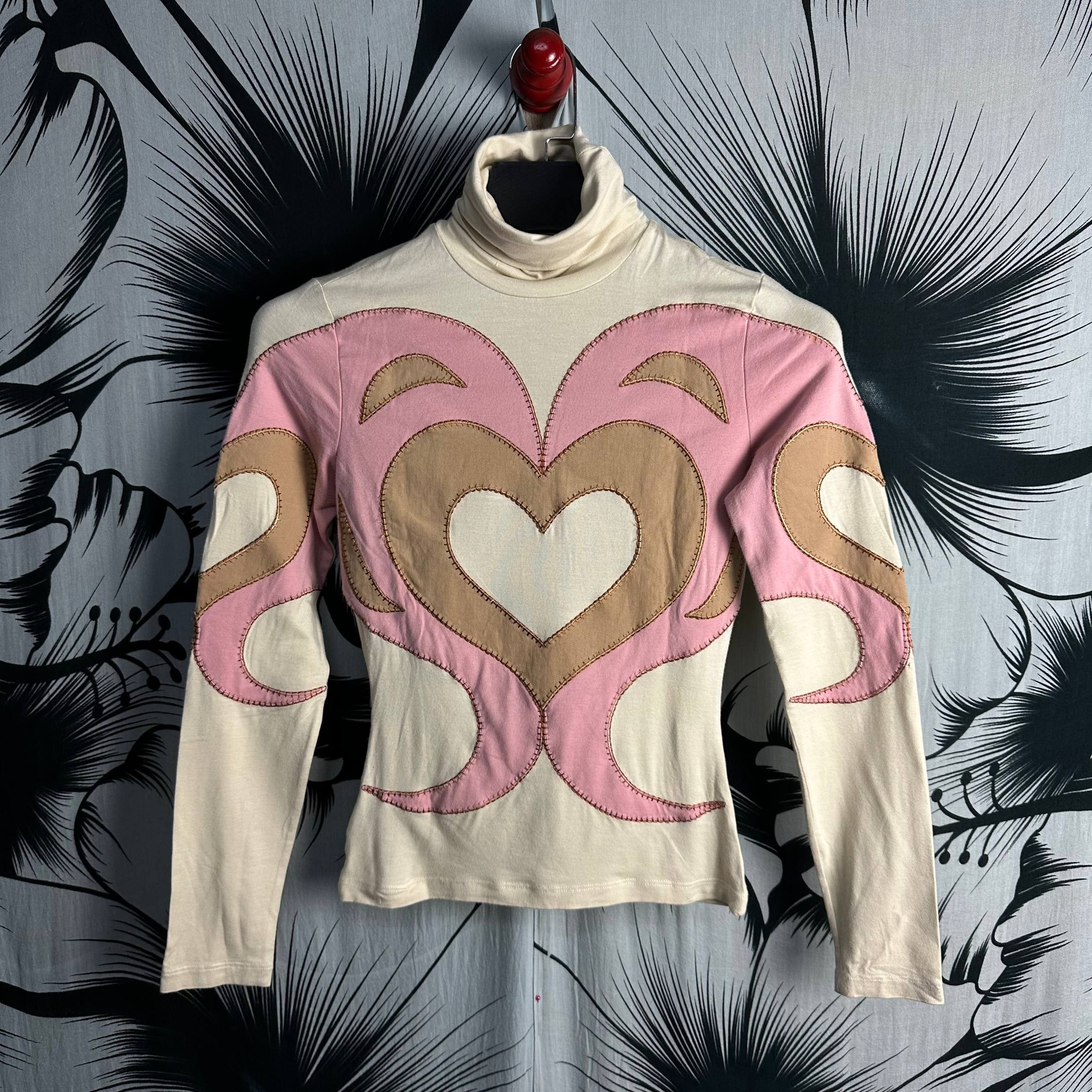 Moschino Moschino Jeans Iconic Heart Swirls Top Size S / US 4 / IT 40 - 1 Thumbnail