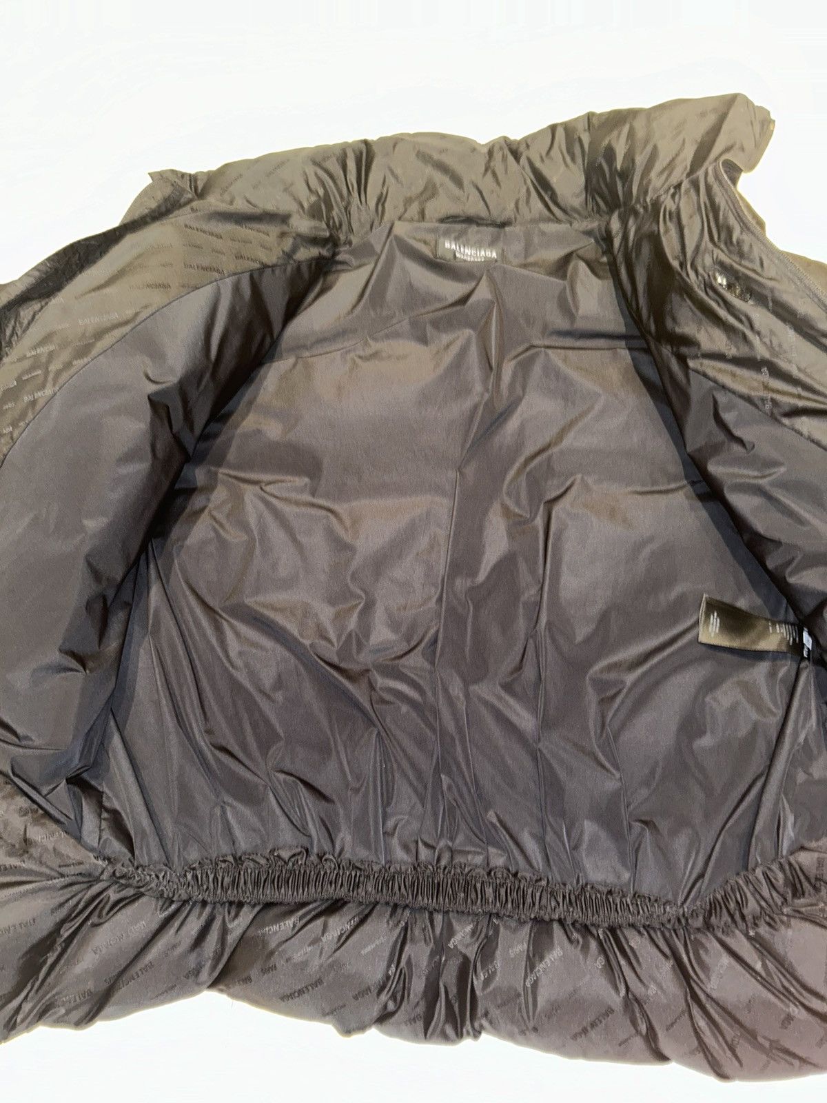 Balenciaga Balenciaga Wardrobe Puffer/Down Jacket Size US M / EU 48-50 / 2 - 6 Thumbnail
