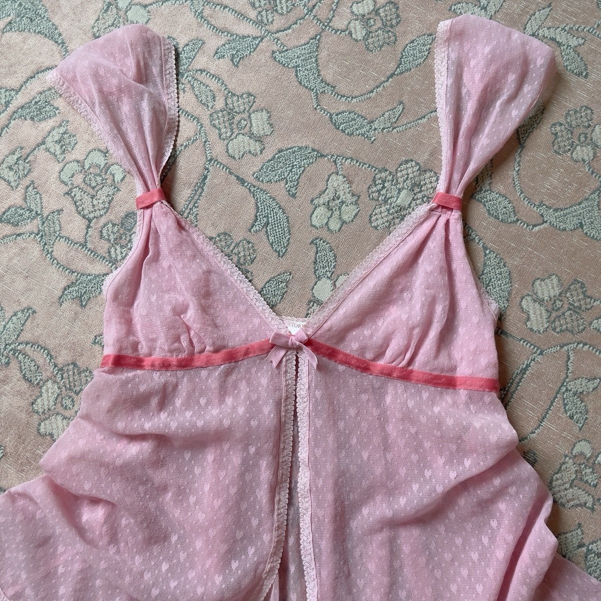 Victoria's Secret Victoria’s Secret Pink Heart Mesh Camisole (S) Size S / US 4 / IT 40 - 7 Thumbnail