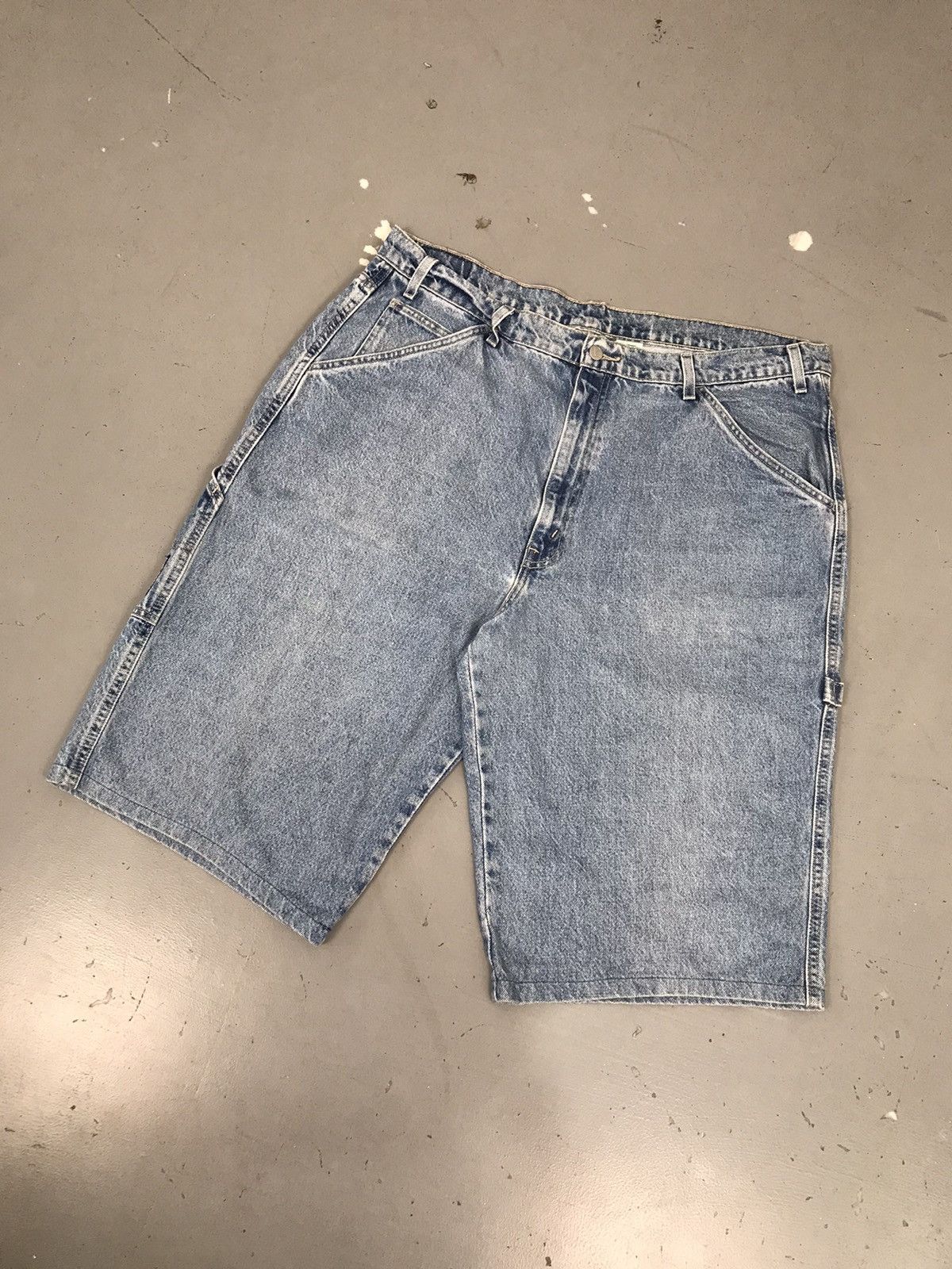 Levi's × Vintage Vintage Levi’s L2 carpenter denim short Size US 42 / EU 58 - 2 Thumbnail