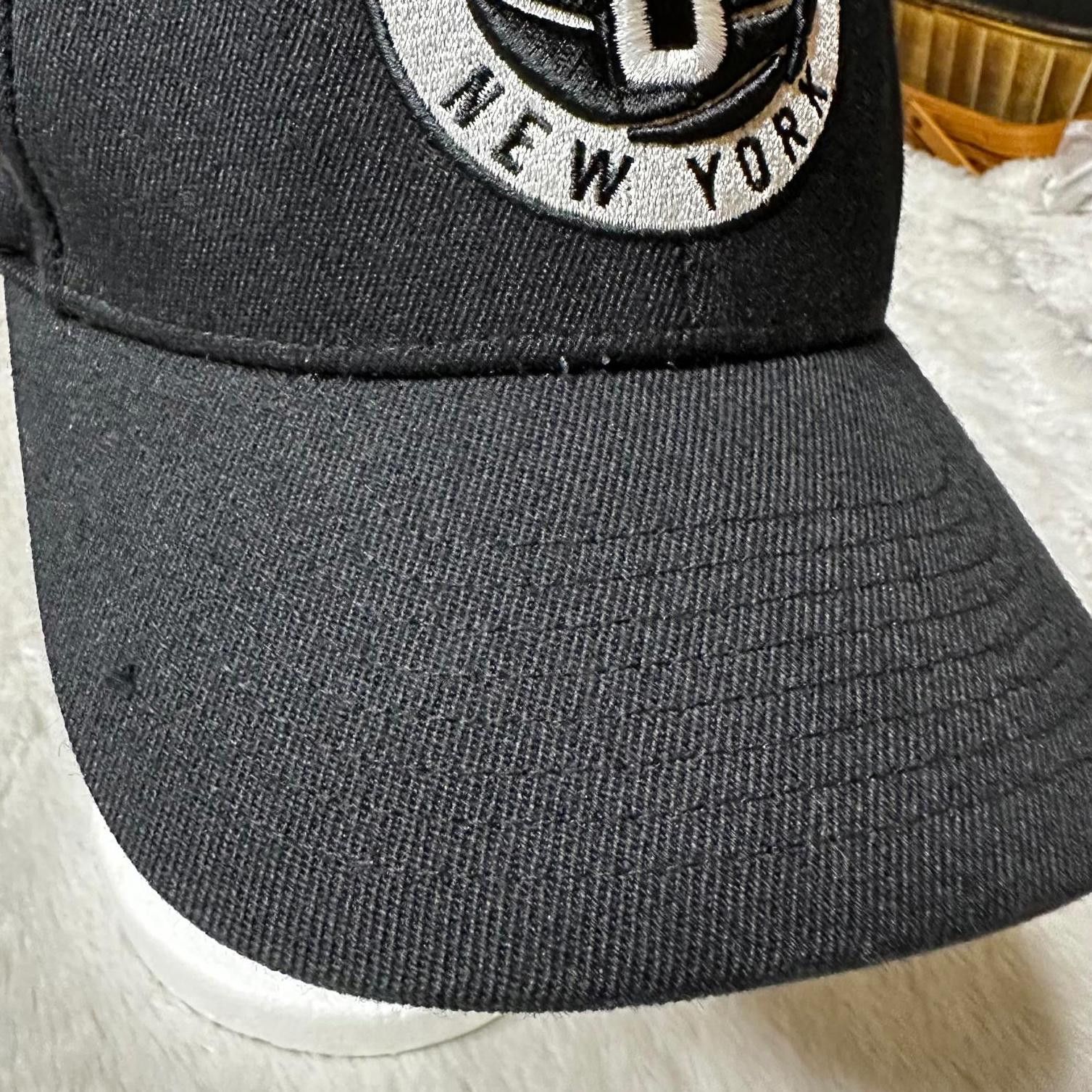 Mitchell & Ness Mitchell & Ness Brooklyn Nets Black Snapback Cap Unisex OS Size ONE SIZE - 7 Thumbnail