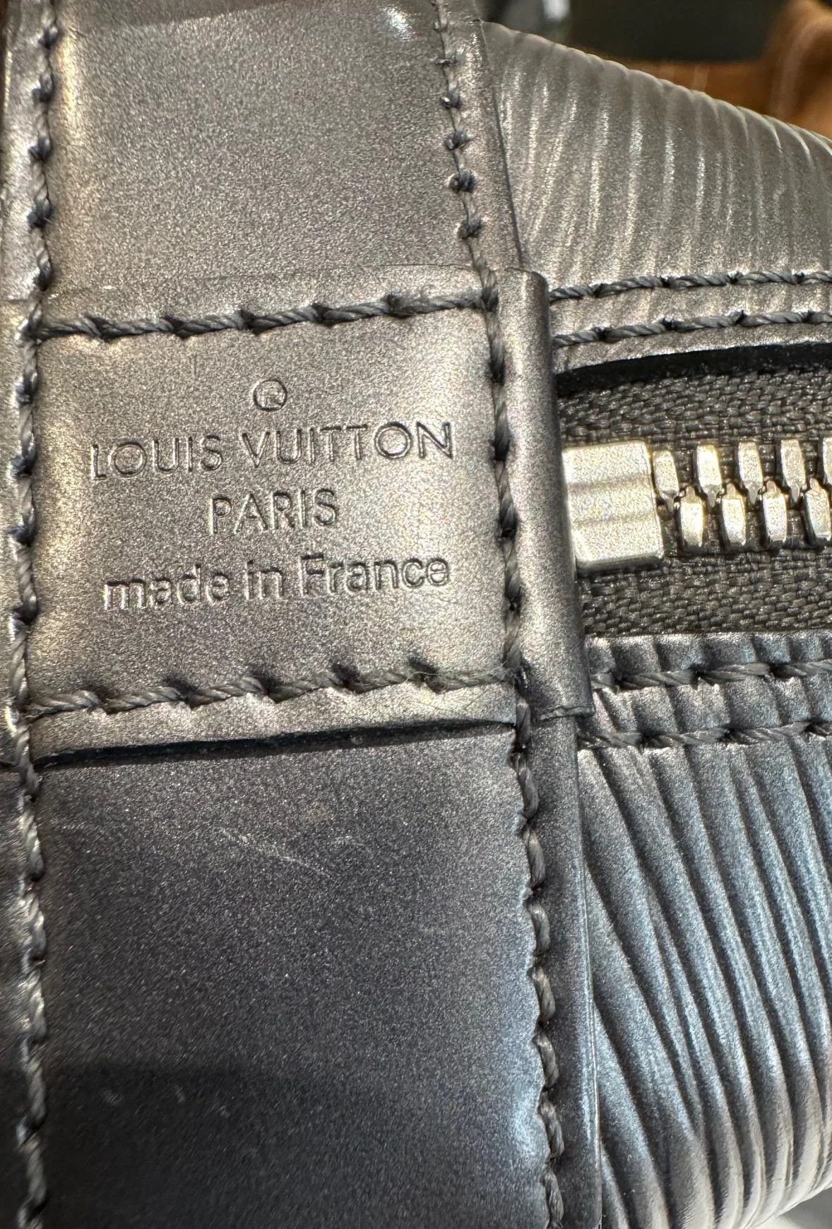 Louis Vuitton Louis Vuitton Alma BB – Épi Leather “Gunmetal” (2015) Size ONE SIZE - 14 Thumbnail