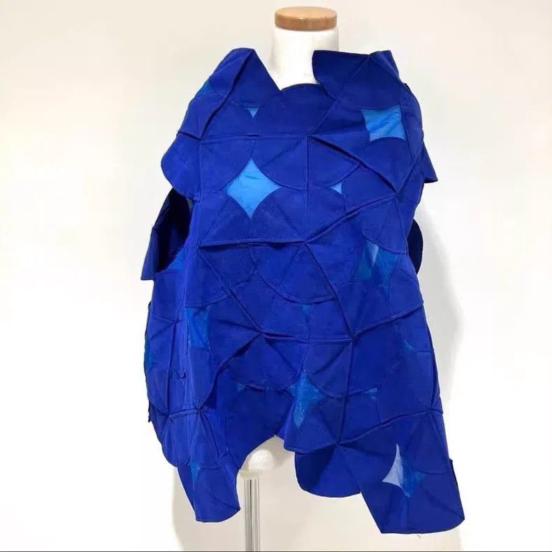 Comme des Garcons Comme Des Garcons Blue Circular Patchwork Asymmetric Vest Size S / US 4 / IT 40 - 4 Thumbnail
