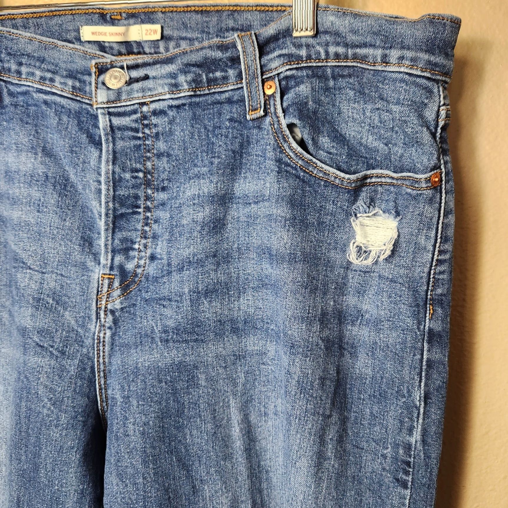 Levi's Levi's Womens Plus Wedgie Skinny Button Fly Raw Hem Distressed Jeans-Size 22W Blue-Plus Jeans Womens Girls? Size 40" / US 18 - 2 Thumbnail